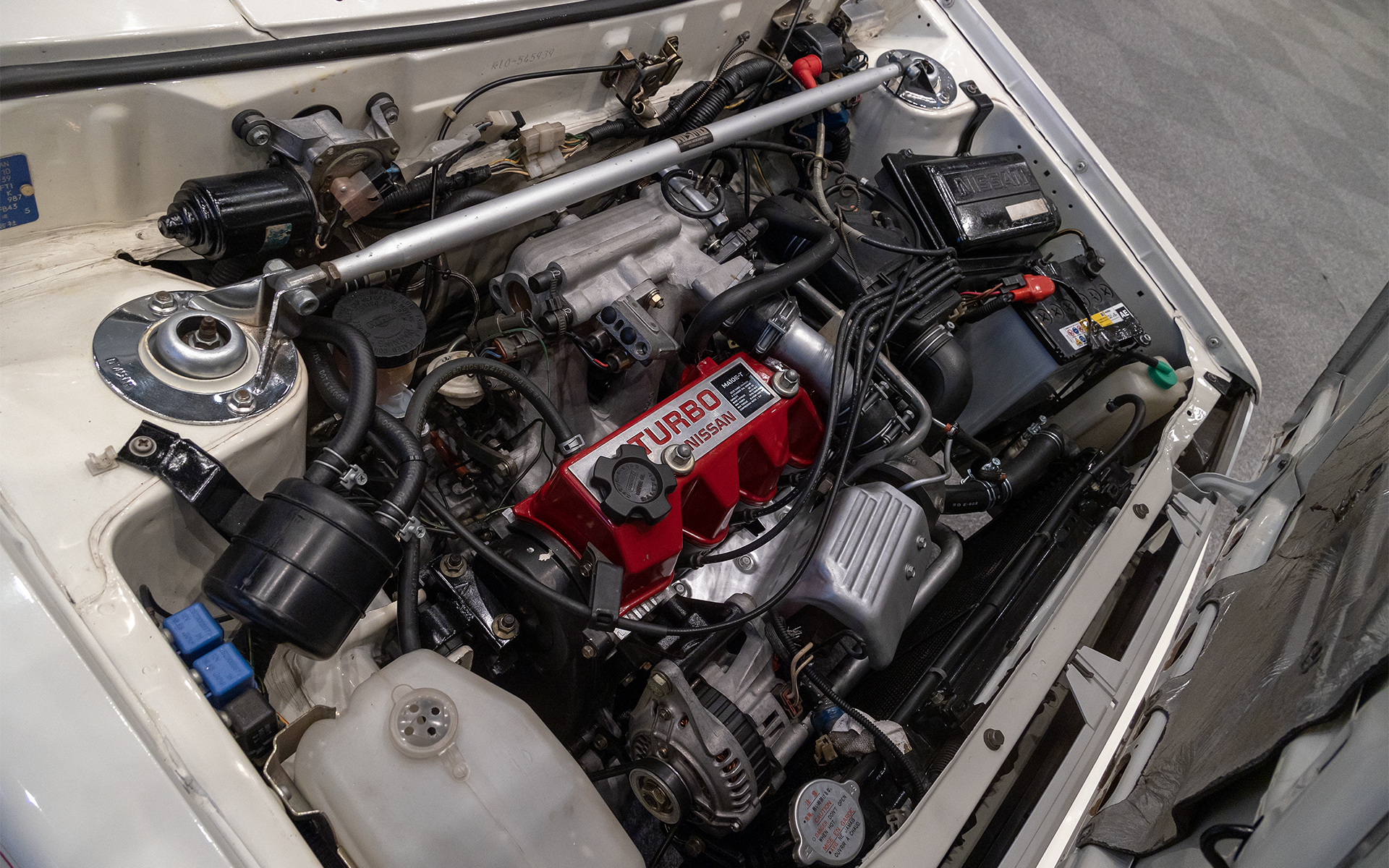 排気量987ccのMA10ET改。ターボとスーパーチャージャーを追加