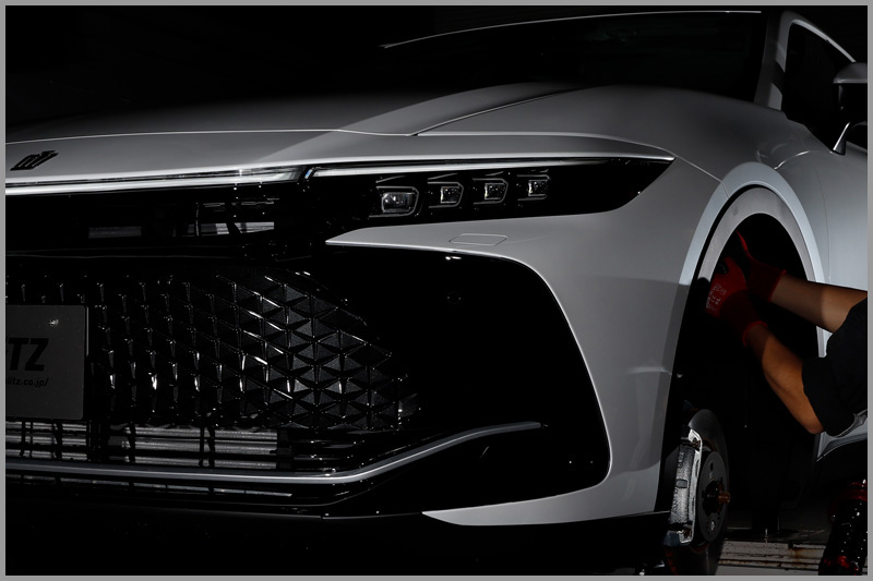 BLITZ CROWN CROSSOVER