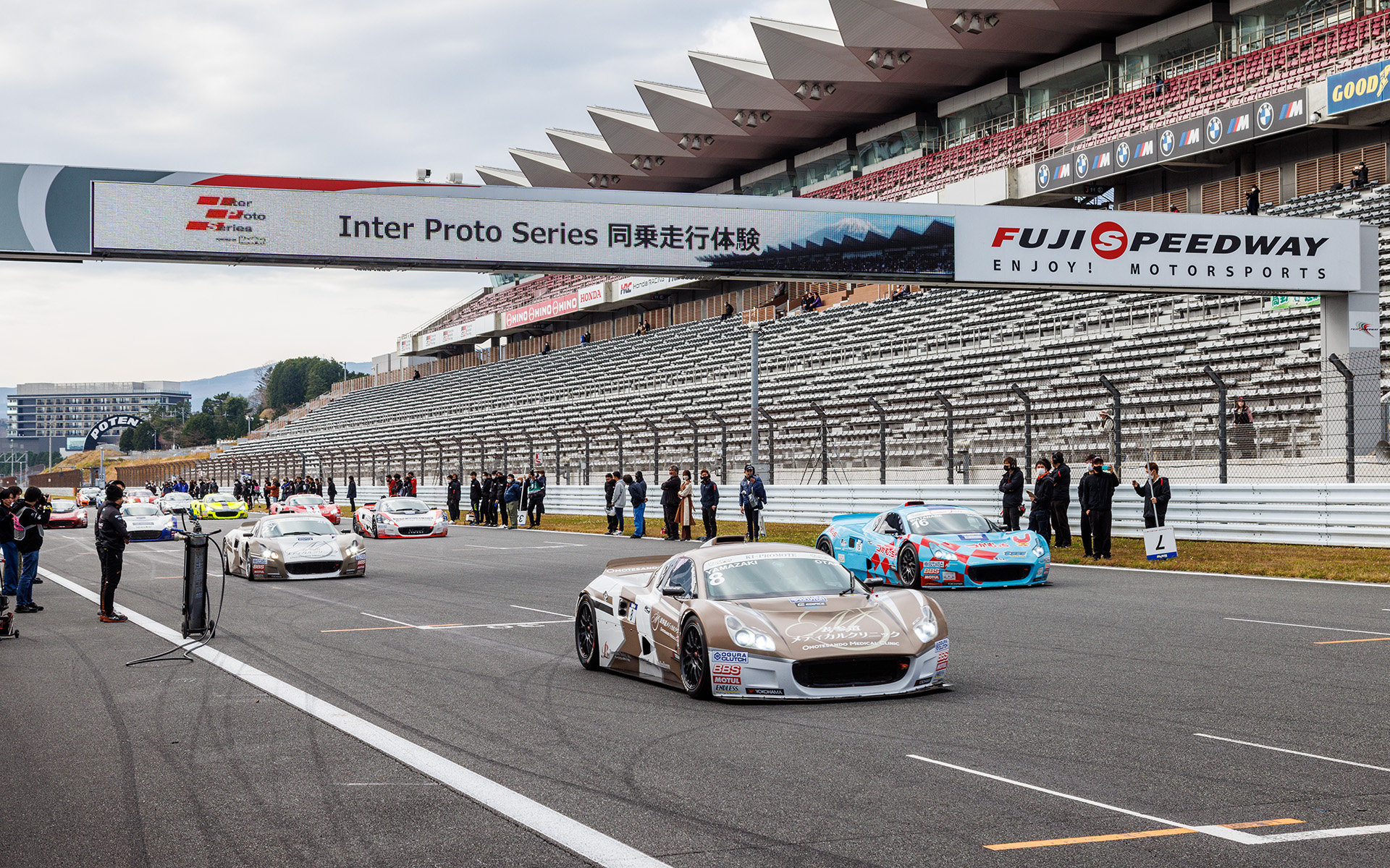 同日開催のInter Protoシリーズのレースマシンを使った同乗走行体験も実施されました