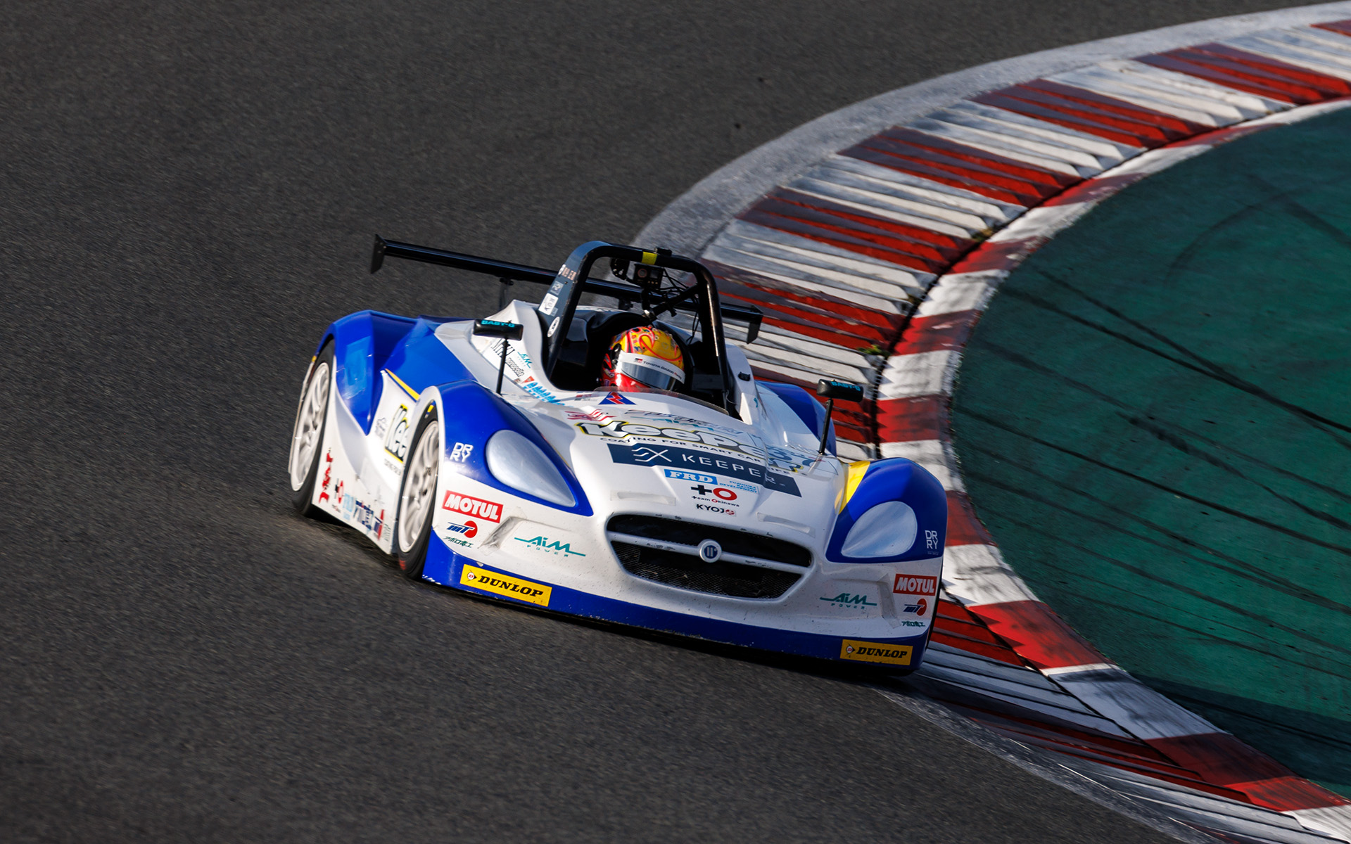 37号車 KeePer VITA 翁長実希選手の走り