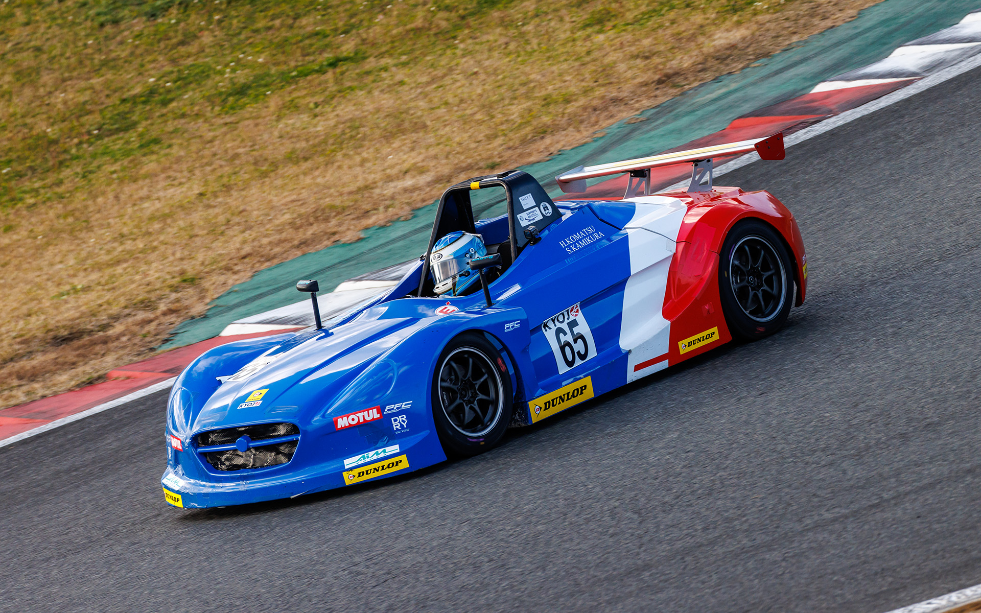 シリーズランキング11位 65号車 中川ケミカルMARS-VITA 小松寛子選手