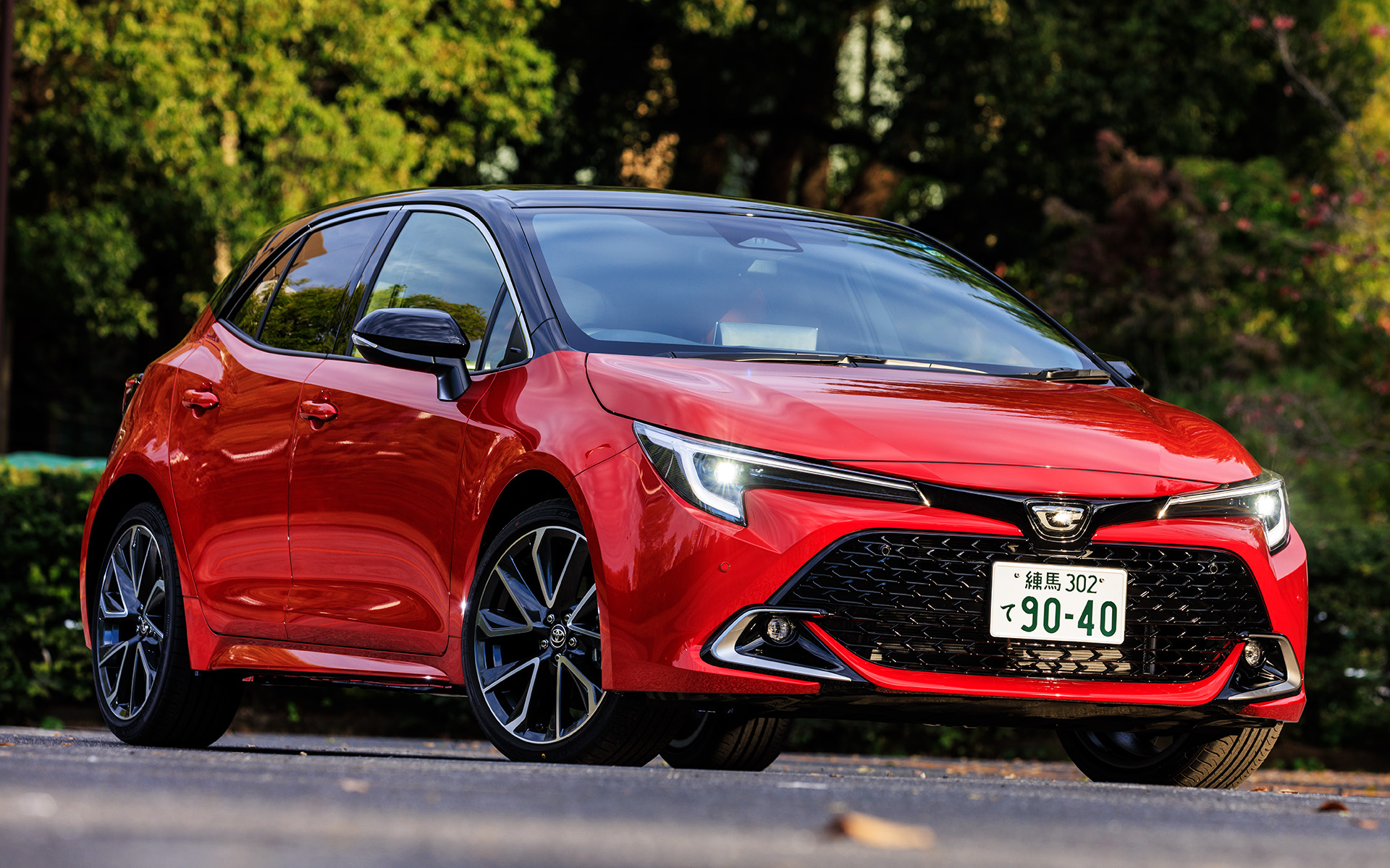 カローラ スポーツ（ガソリン車）。グレードはG“Z”。2WD（FF）のみの設定となり、価格は264万円。ボディサイズは4375×1790×1460mm（全長×全幅×全高）、ホイールベースは2640mm。車両重量は1380kg