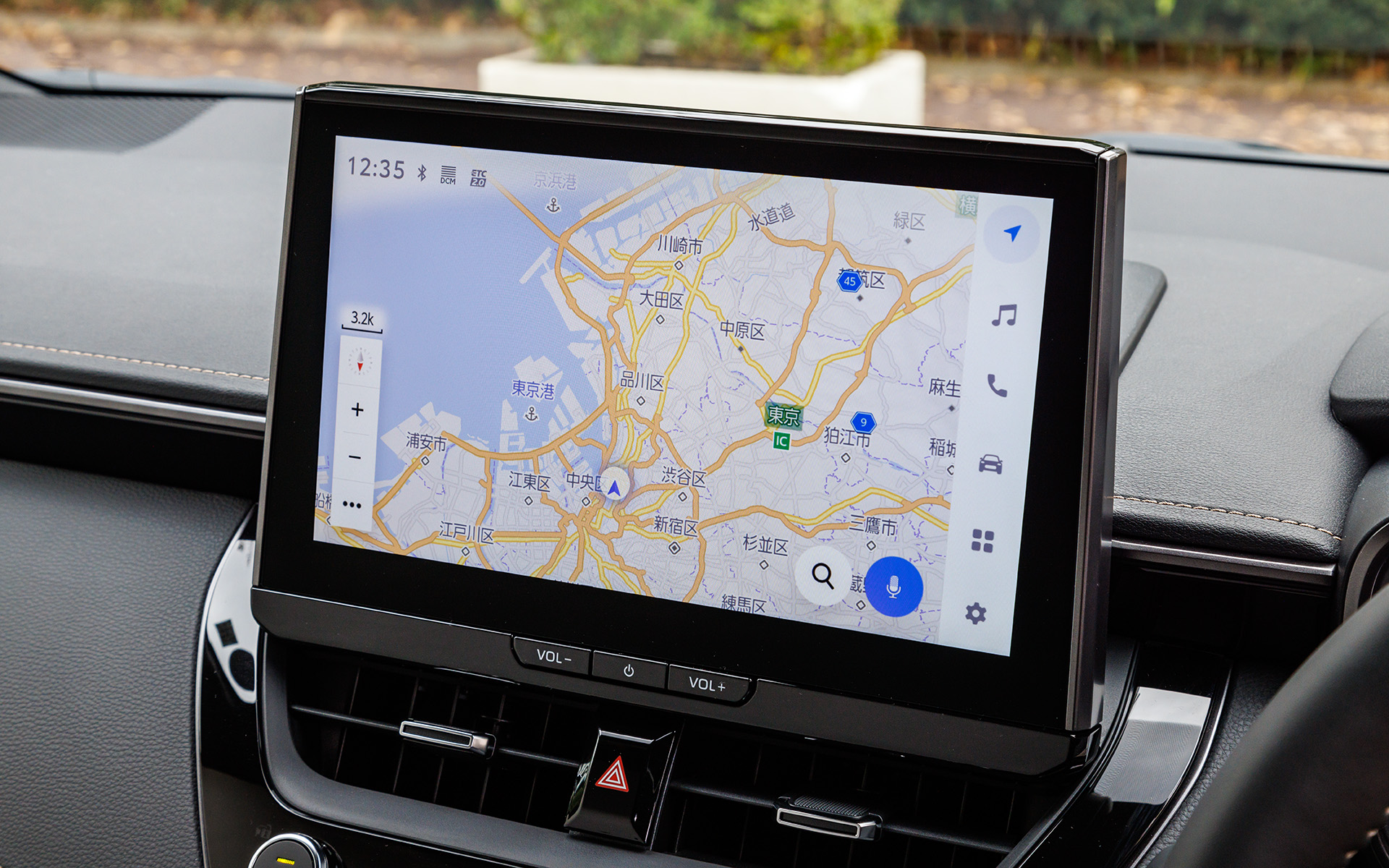 コネクティッドナビ対応の10.5インチディスプレイオーディオPlusはオプション設定