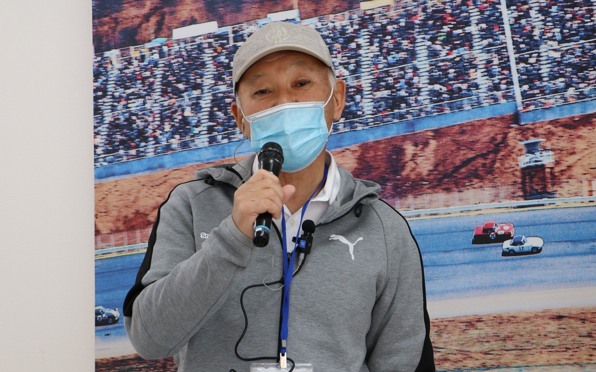 本誌でもお馴染みのモータージャーナリスト日下部保雄氏もオブザーバー兼講師として参加していた