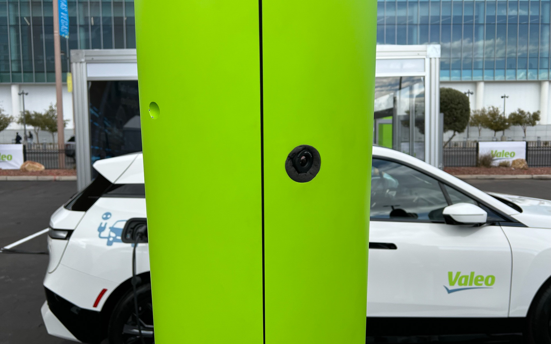 サラウンドカメラ