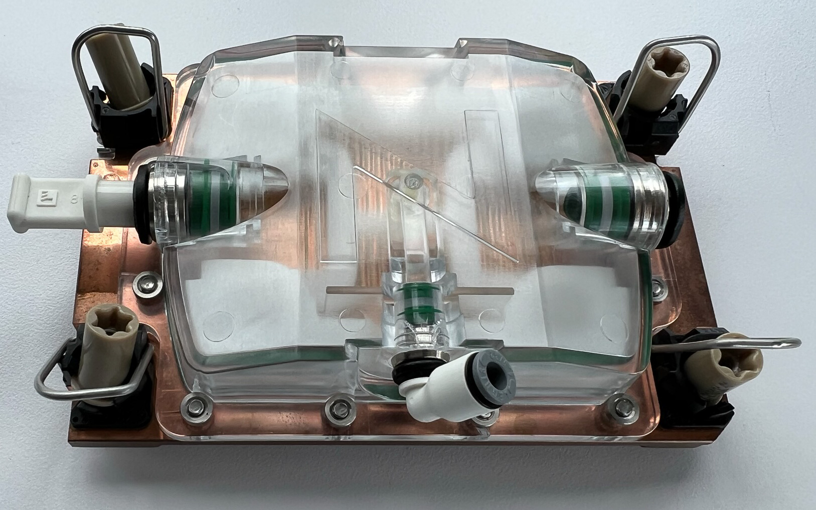 Zutacore由来のCPU冷却ユニット