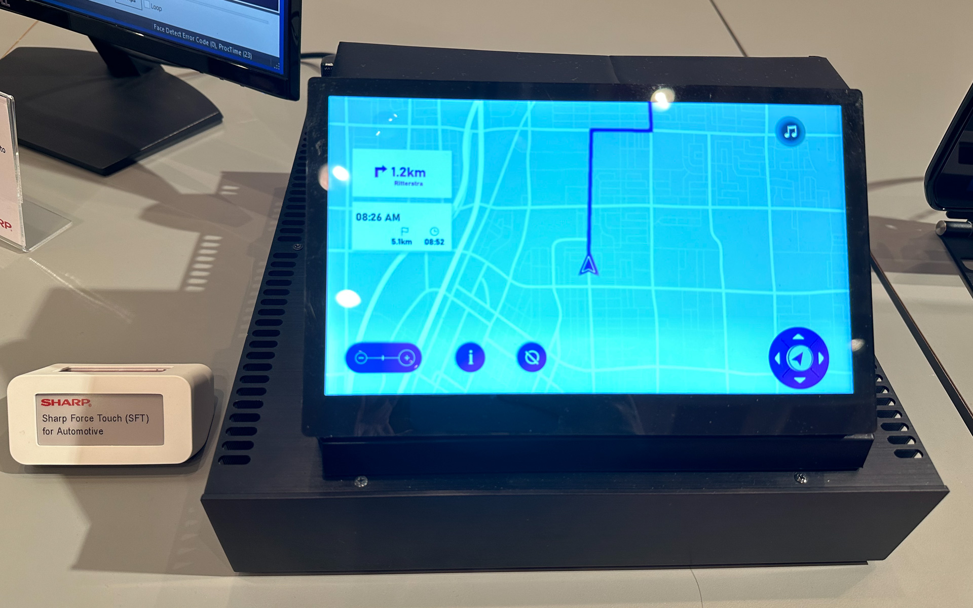 高感度の圧力センサーと、振動などによって触感のフィードバックを得られるクリックディスプレイ
