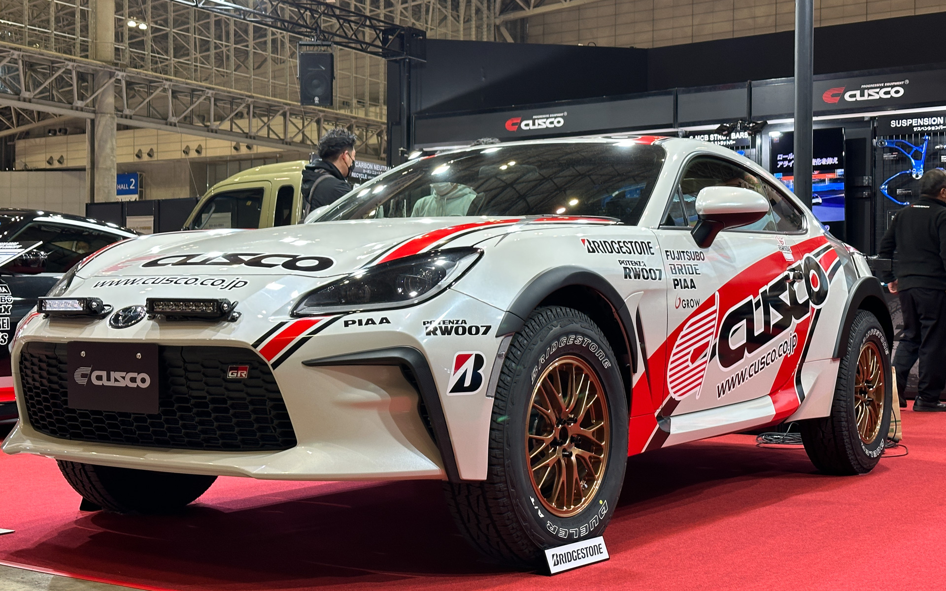 トヨタ自動車の「GR86」をSUV化した「GR86 CROSSOVER CONCEPT」