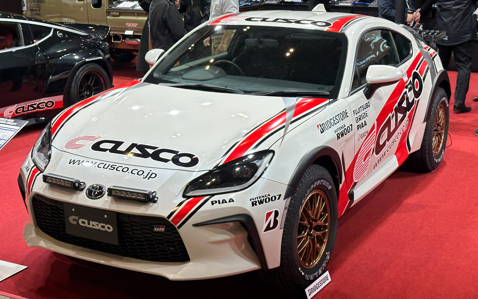 トヨタ自動車の「GR86」をSUV化した「GR86 CROSSOVER CONCEPT」