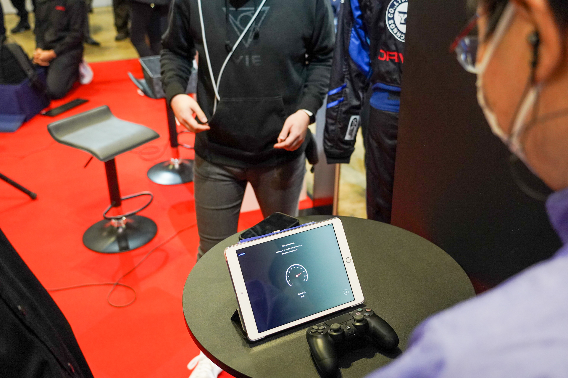 真剣にやっている様子、80になった