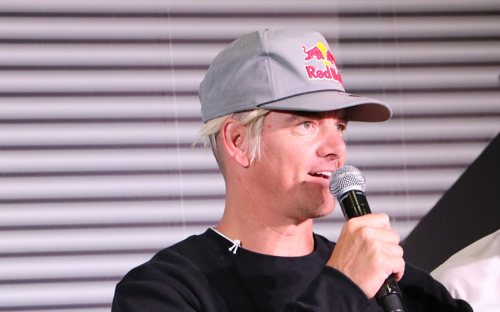 マッド・マイク選手