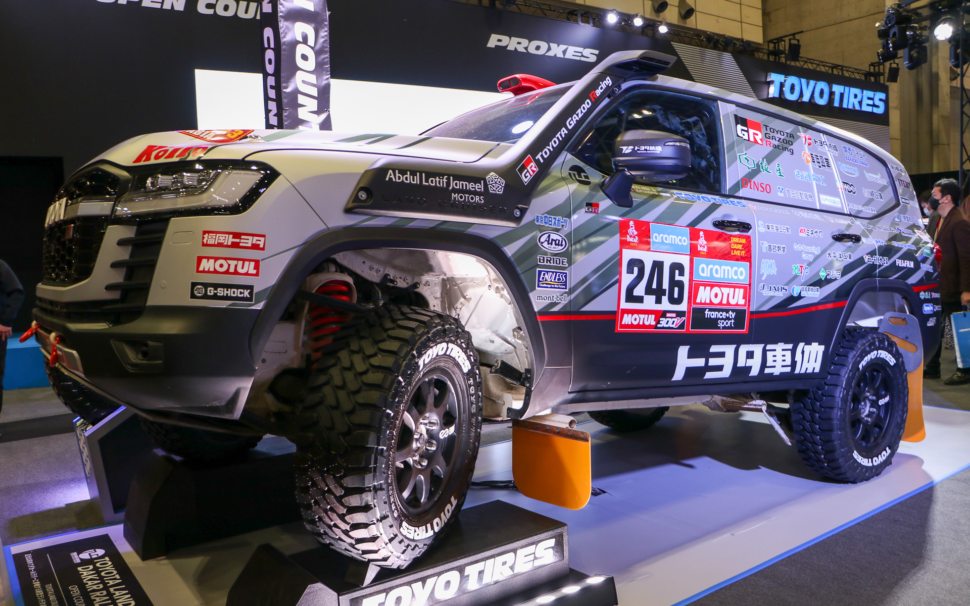 トーヨータイヤではサスティナブル素材を採用した新タイヤを供給しているという