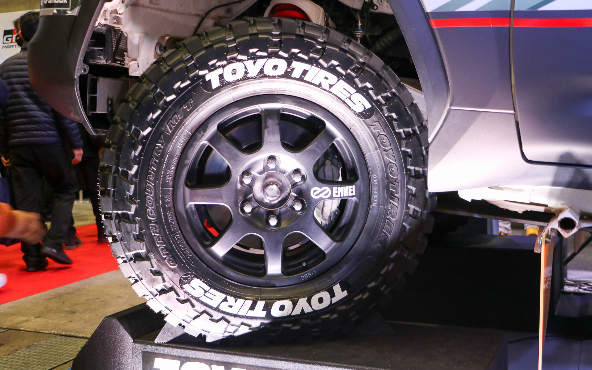 トーヨータイヤではサスティナブル素材を採用した新タイヤを供給しているという