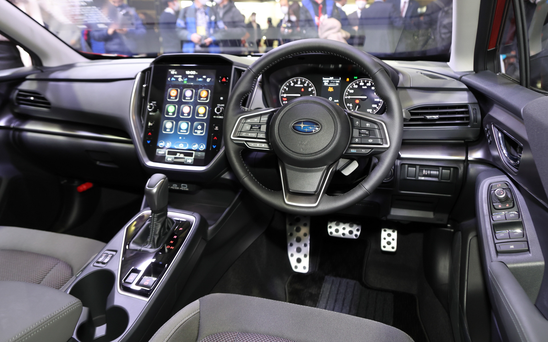 新型インプレッサのインパネまわり