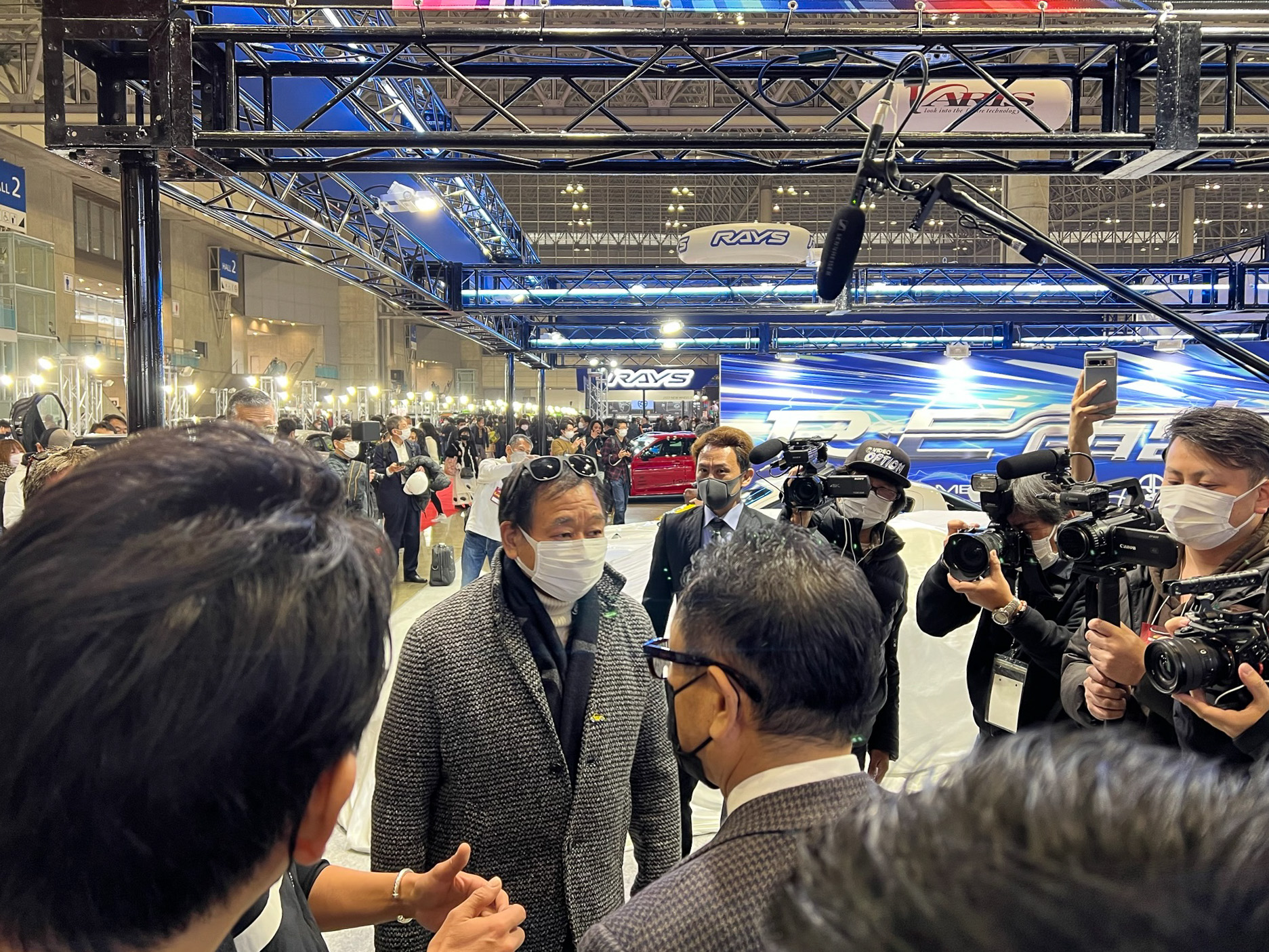 RE雨宮ブースで、しばし歓談