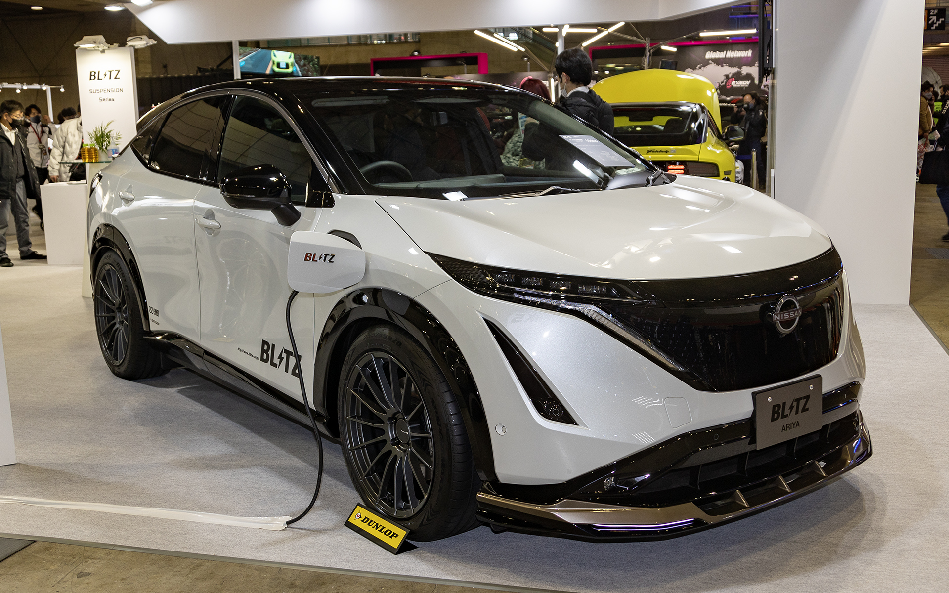 BLITZ ARYA。試作品のAERO SPEED R-Conceptとローダウンによるスタイルアップ