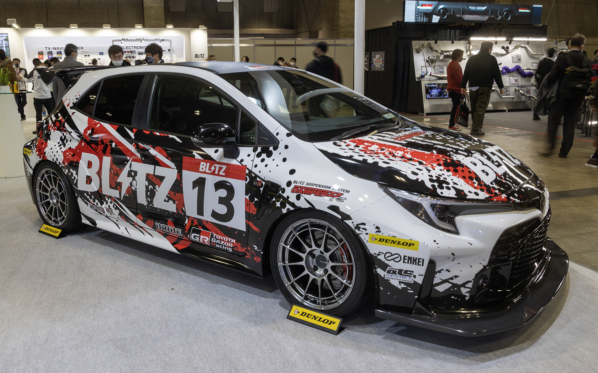 タイムアタックに使用するというGRカローラ