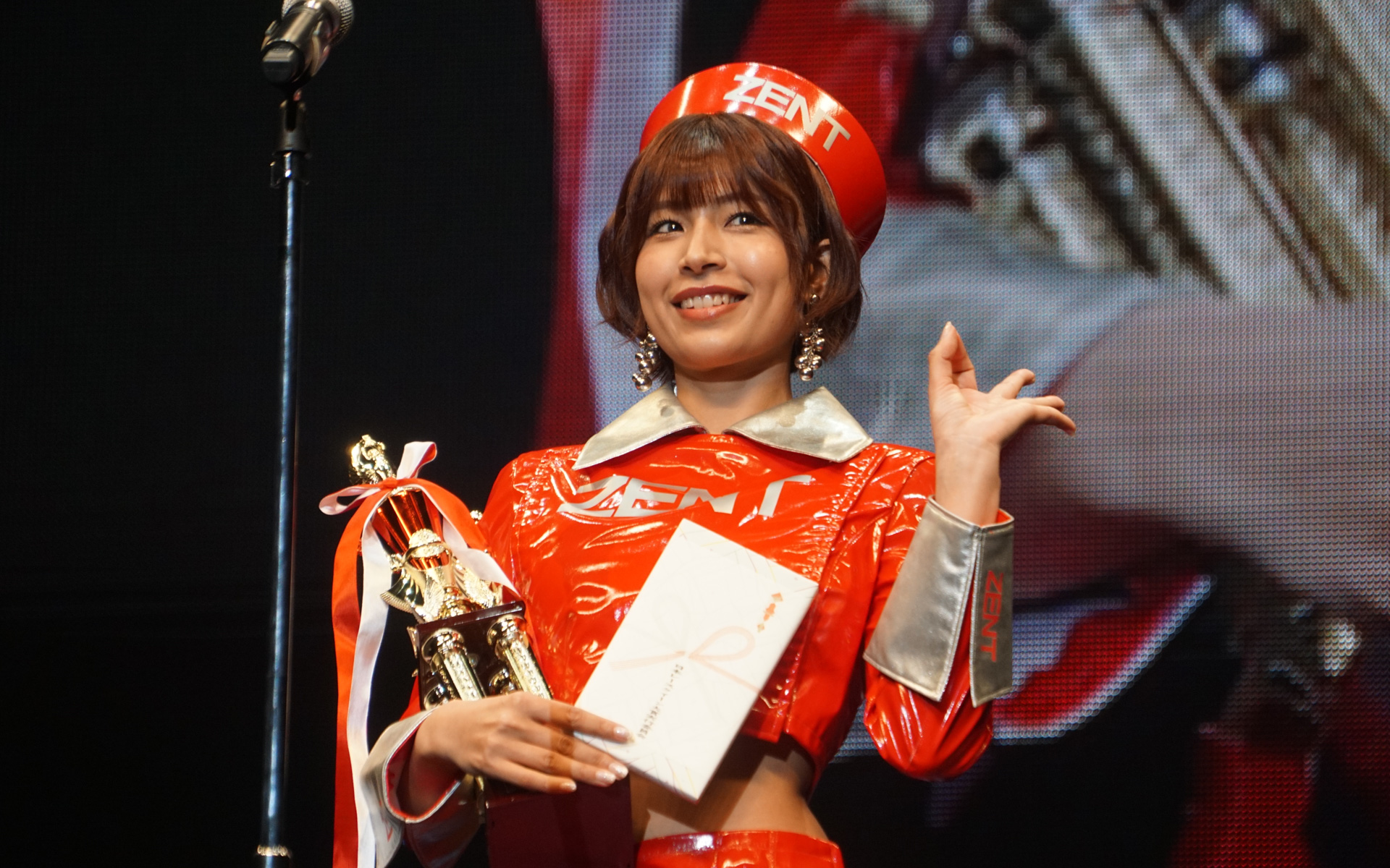 藤井マリーさん