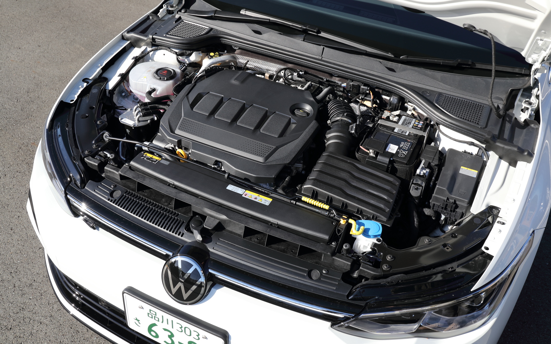 ゴルフ ヴァリアントが搭載する直列4気筒DOHC 2.0リッターディーゼルターボエンジンは、最新のテクノロジーとなるツインドージング（デュアルAdBlue噴射）システムを採用することで窒素酸化物（NOx）の排出量を大幅に削減。燃料消費率は先代より大幅に改善され、WLTCモードで19.0km/Lを達成した。最高出力110kW（150PS）/3000-4200rpm、最大トルク360Nm（36.7kgfm）/1600-2750rpmを発生