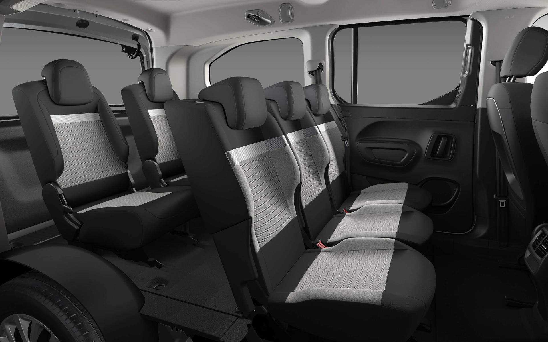 3列目シートは取り外し可能