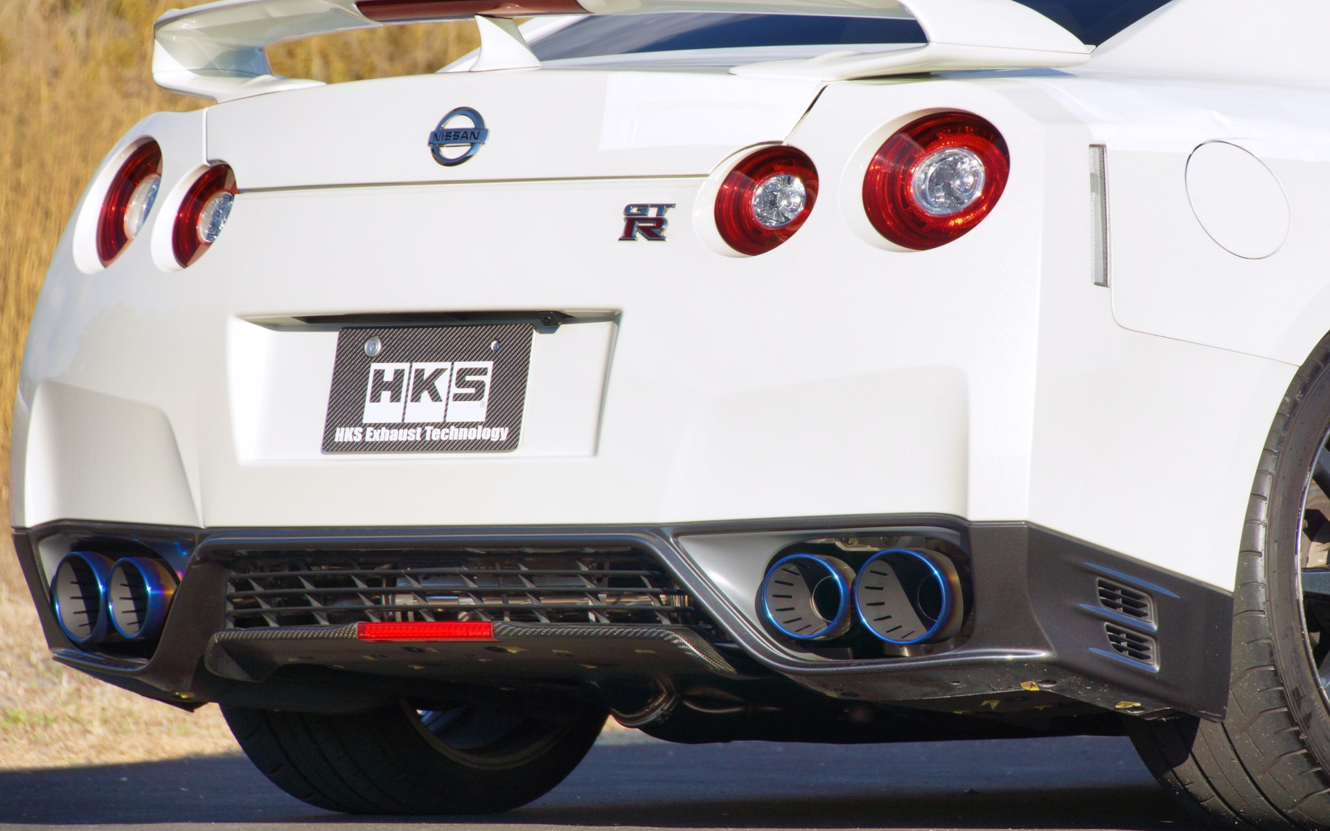 HKSがR35GT-R用「スーパーターボマフラー」を発売した