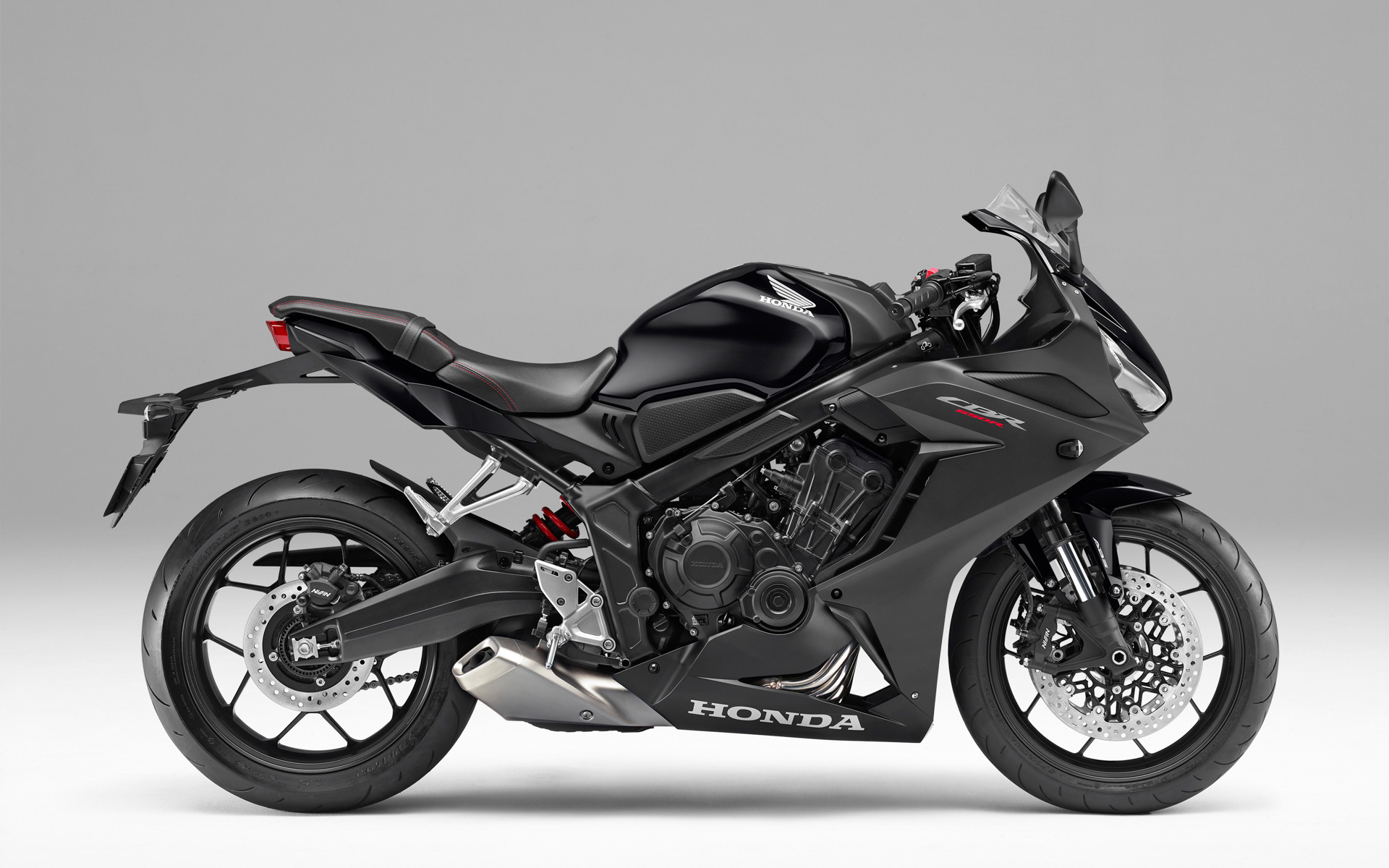 CBR650R（マットバリスティックブラックメタリック）