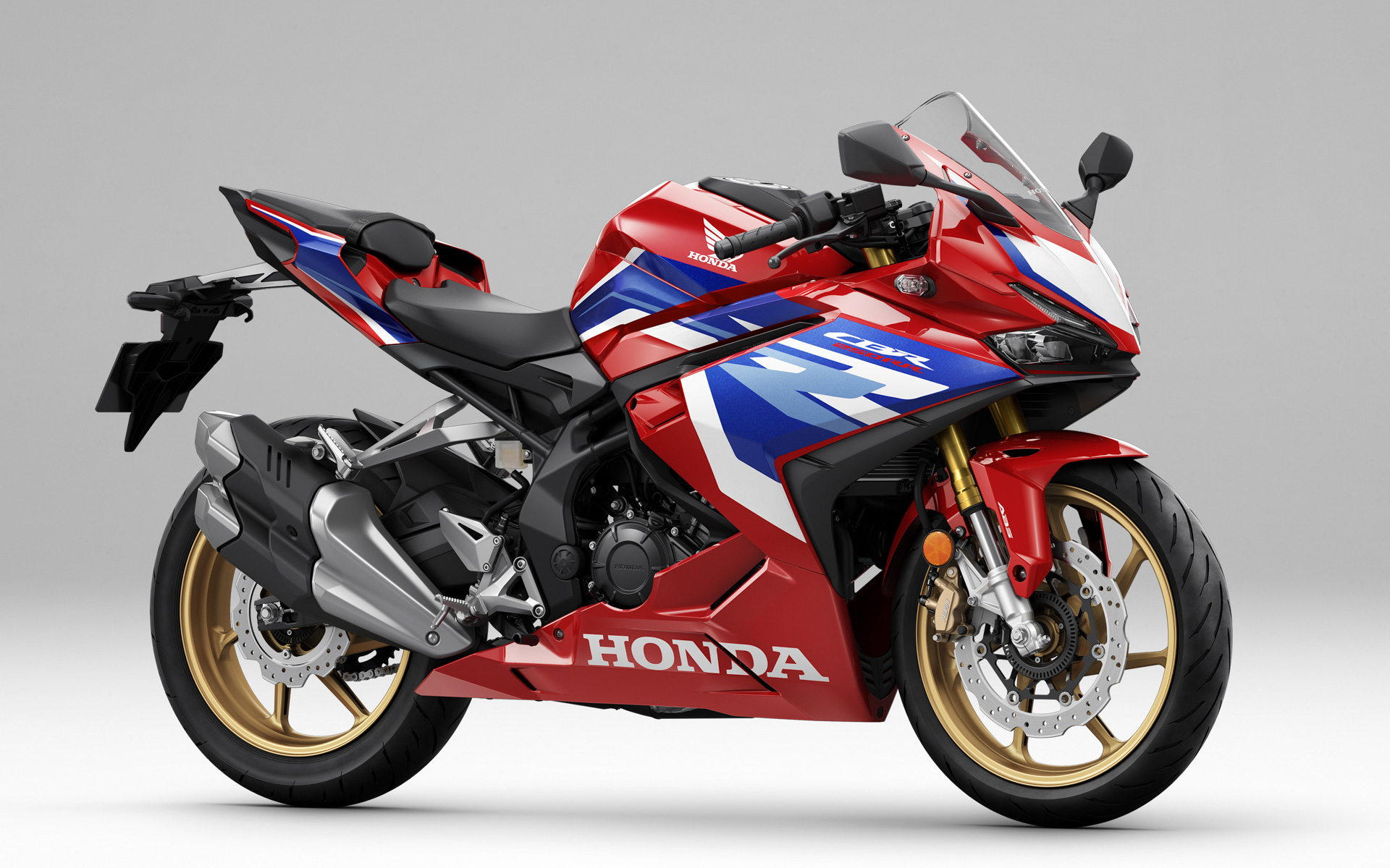 CBR250RR（グランプリレッド）