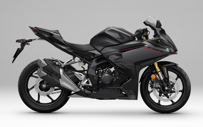 ホンダ、「CBR250RR」外観変更やハザードランプなど装備充実 - Car Watch