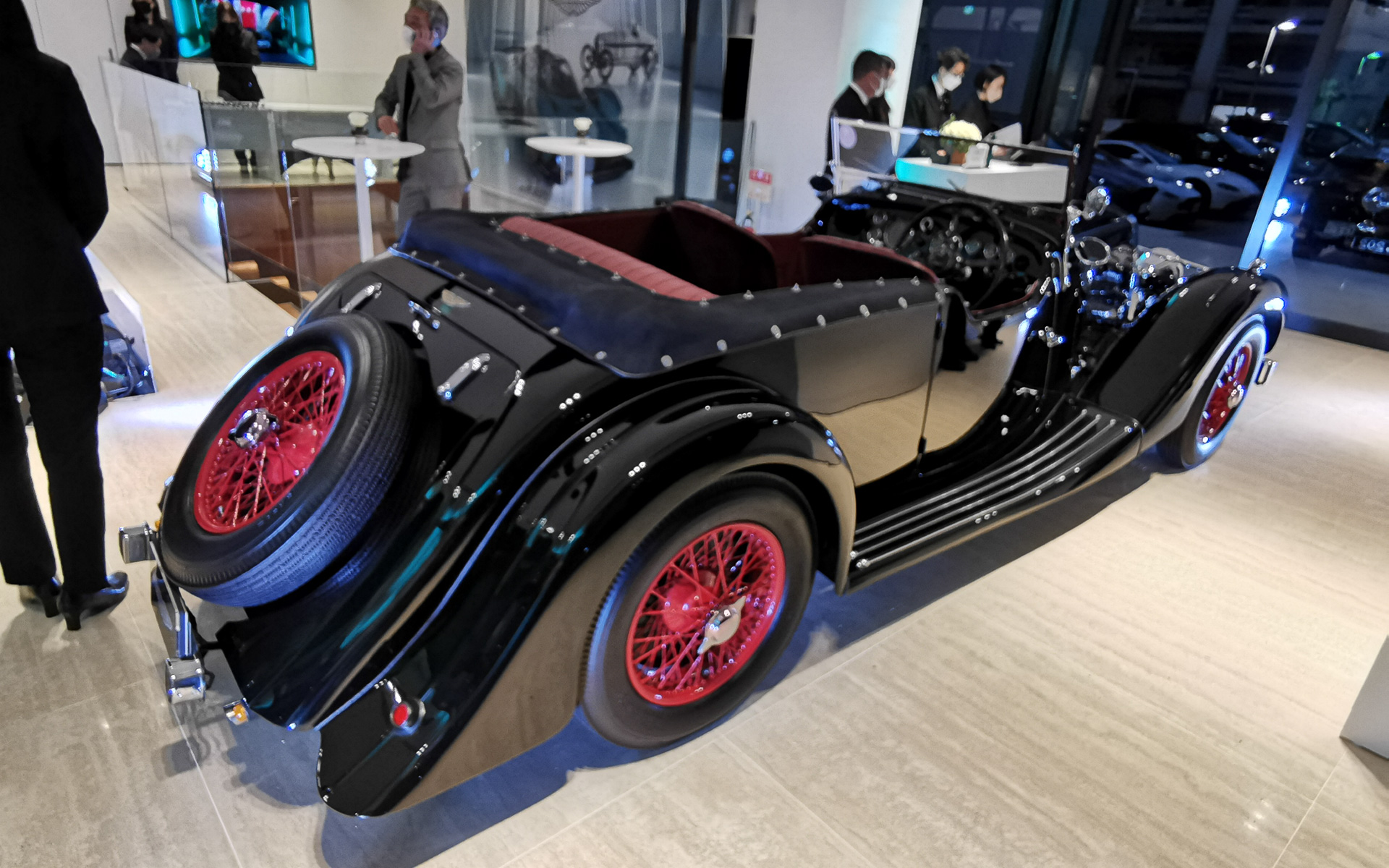 アストンマーティンの歴史を築いた「15/98 Tourer」（1937年式）