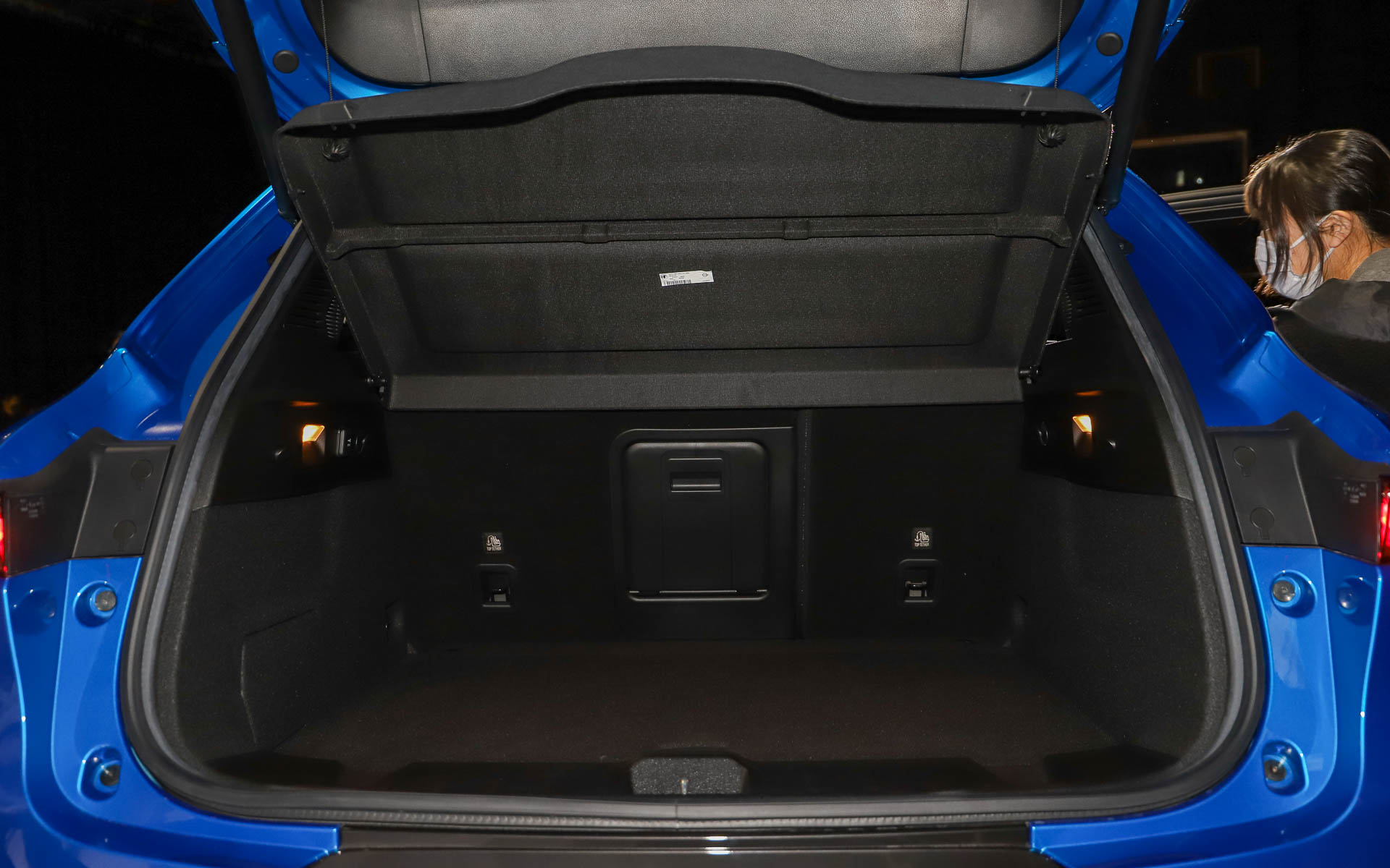 ラゲッジルーム容量は500L。リアシートは6：4分割可倒式