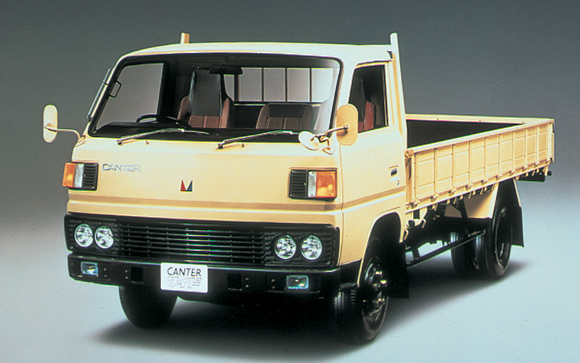 1978年：4代目キャンター