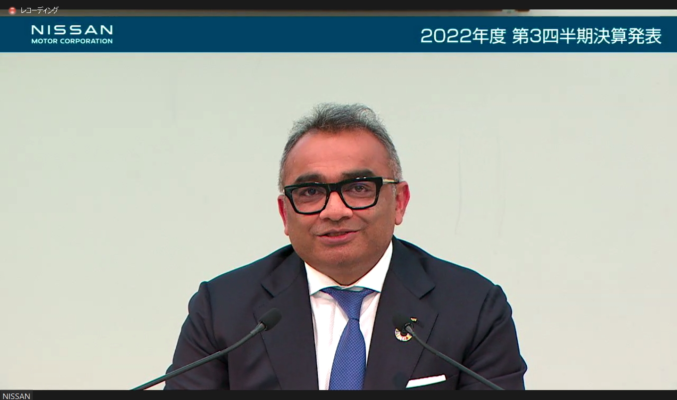 質疑応答で質問に回答するアシュワニ氏