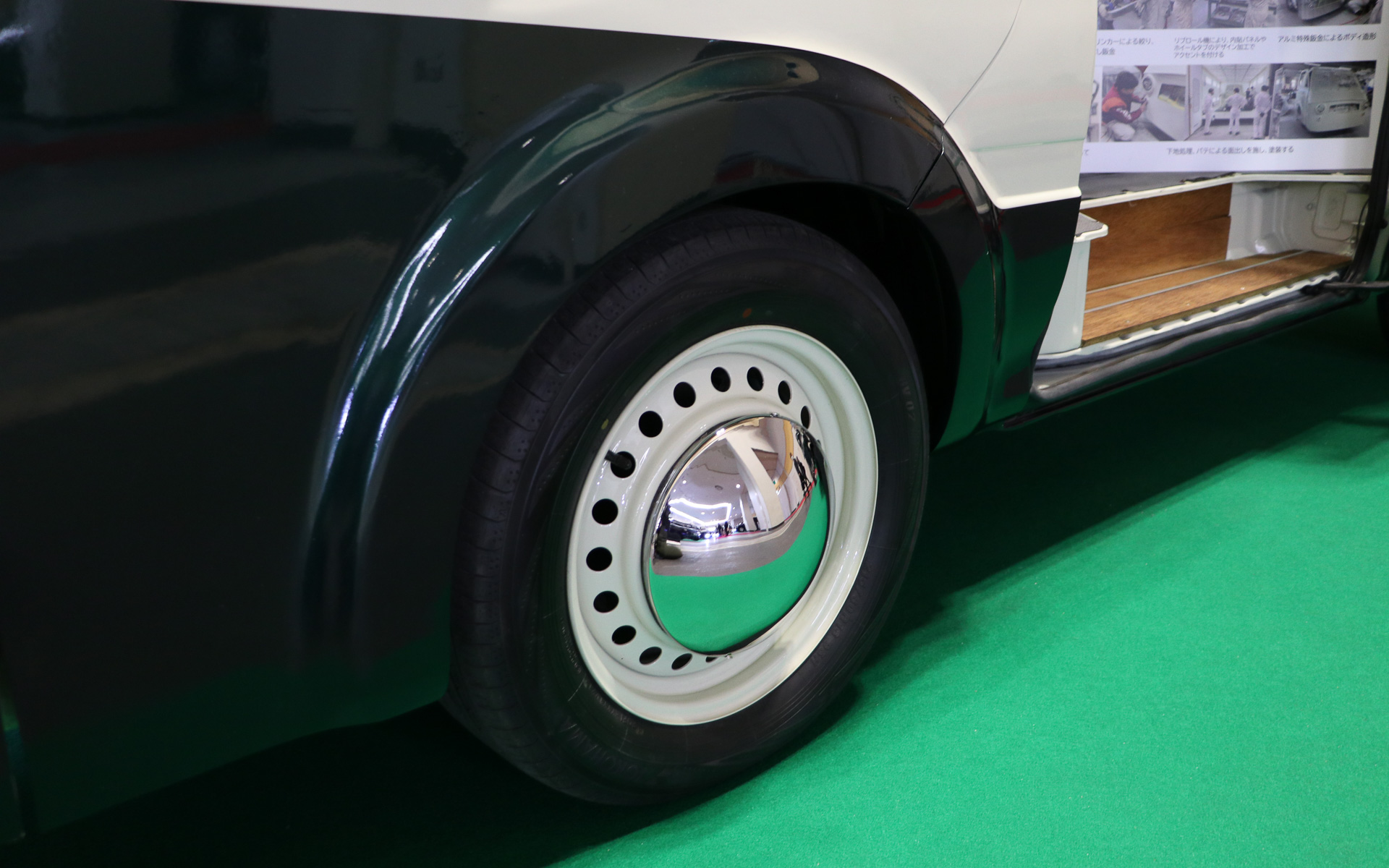 ホイールは日産エクストレイルのを純正ホイールを流用