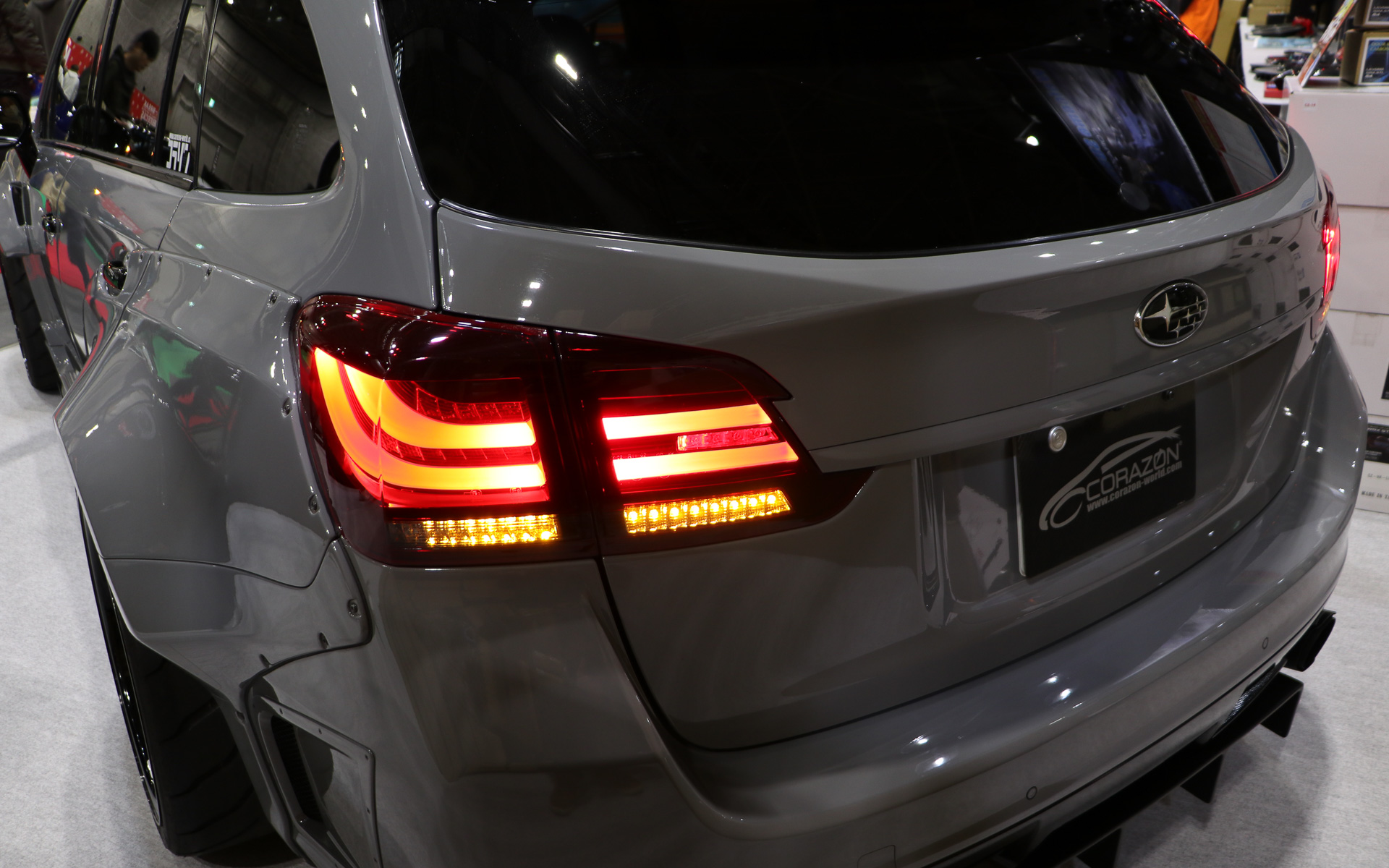 オリジナルのLEDテールランプを装着。ウィンカーは流れるシーケンシャルタイプ