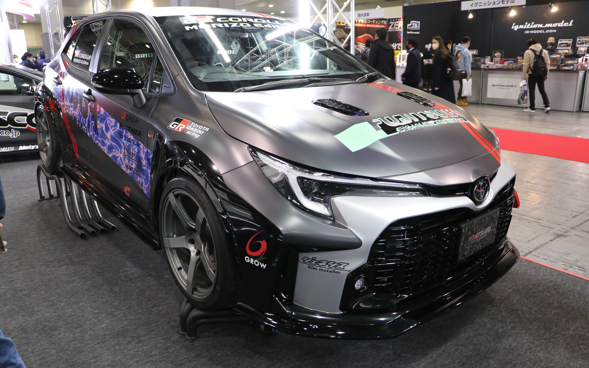 フジツボの新型GRカローラ