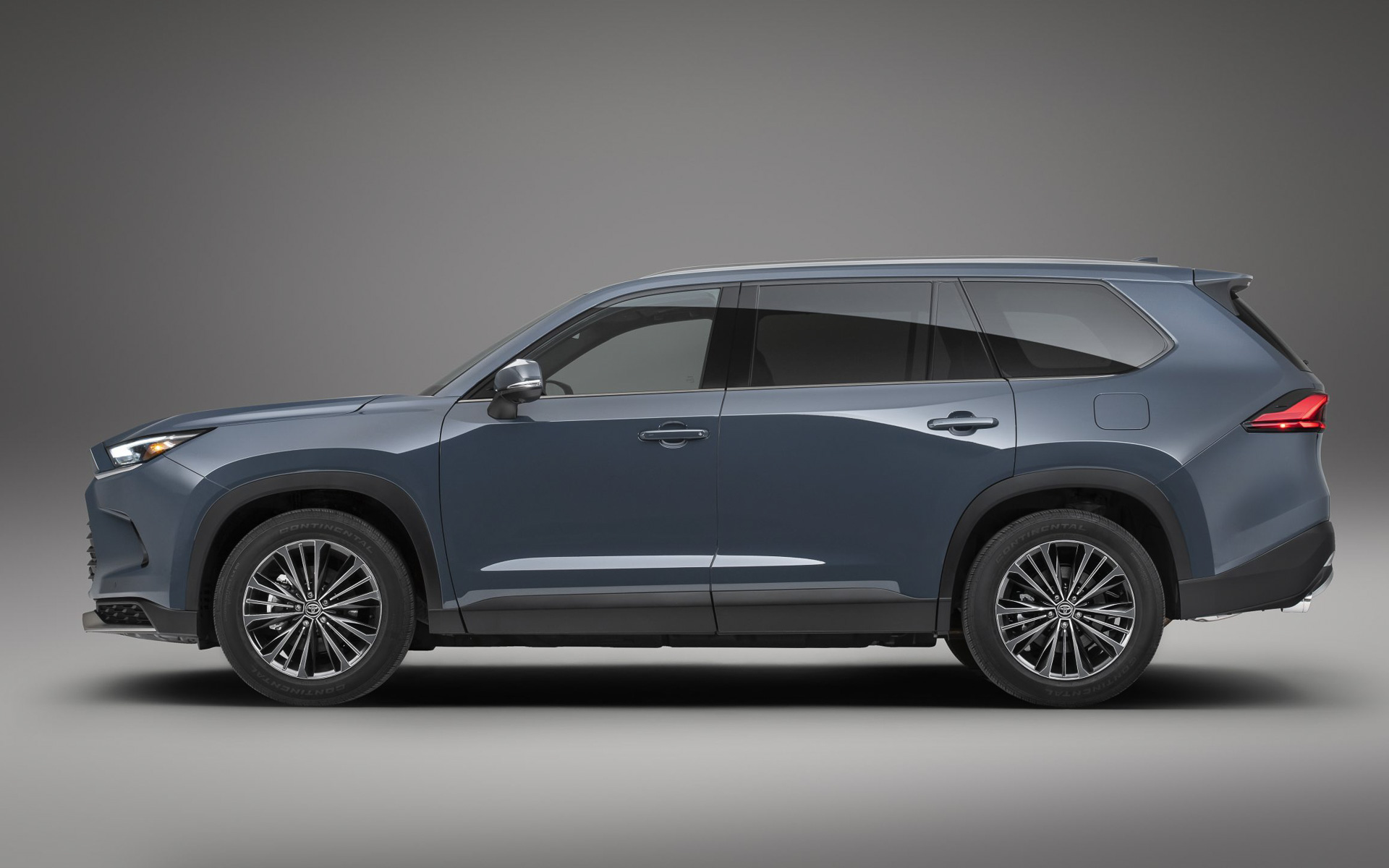 新型「グランドハイランダー」