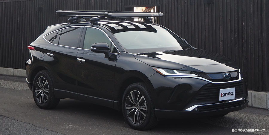 カラーはマットブラック、製品サイズ：120×1245×1670mm（高さ×幅×奥行き）、製品重量：12.6kg、最大積載量：75kg