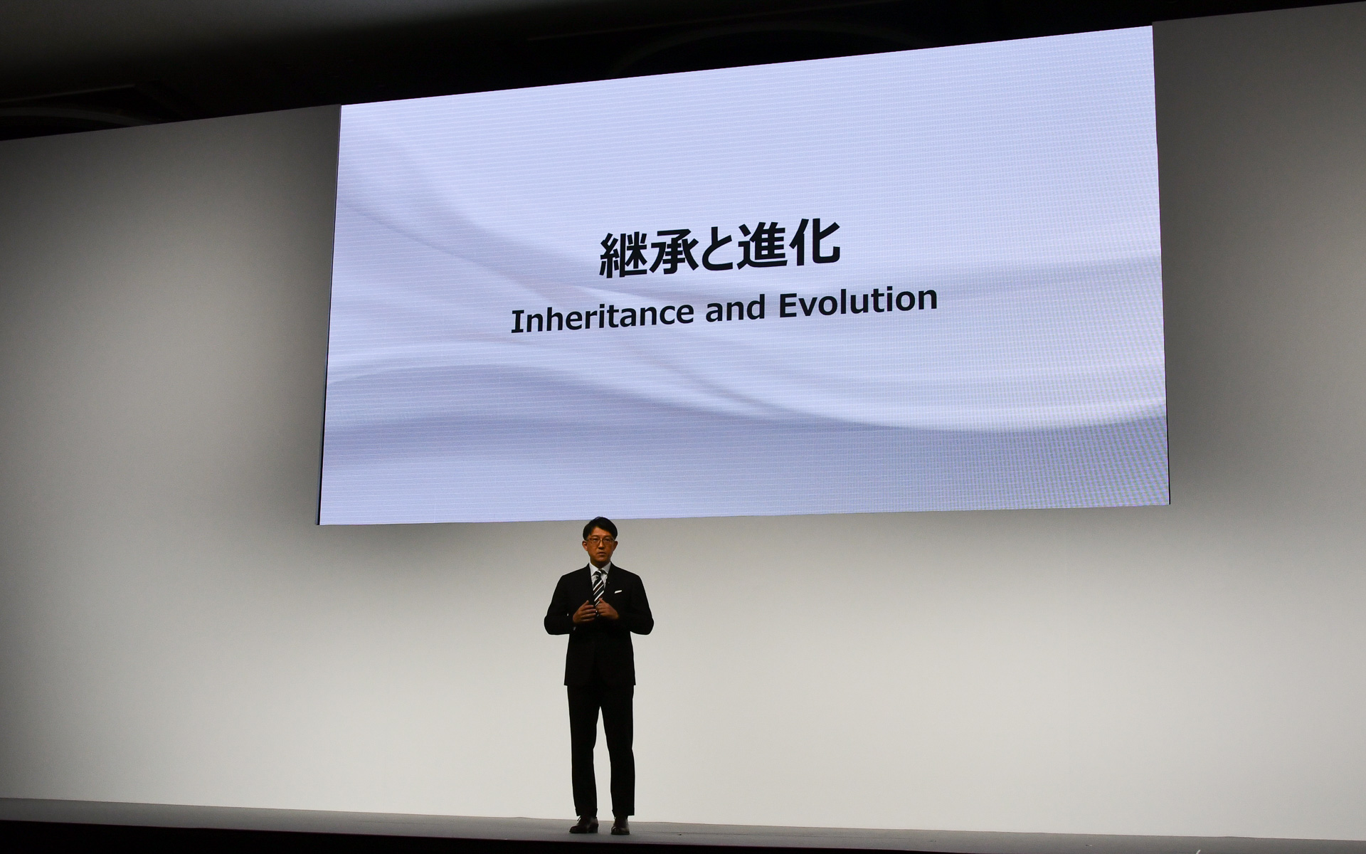 新体制のテーマは「継承と進化」