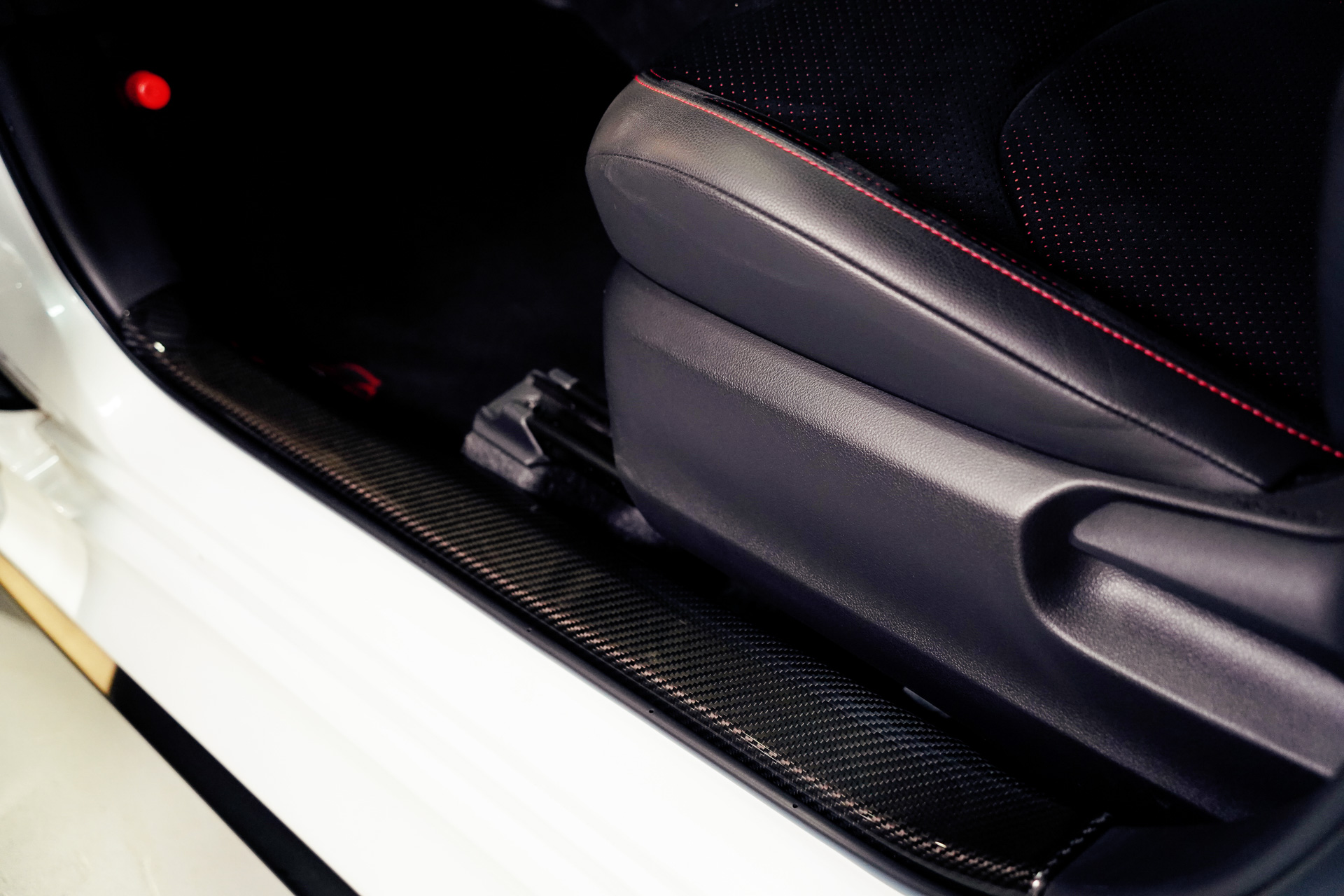 スカッフプレート（5万5000円）