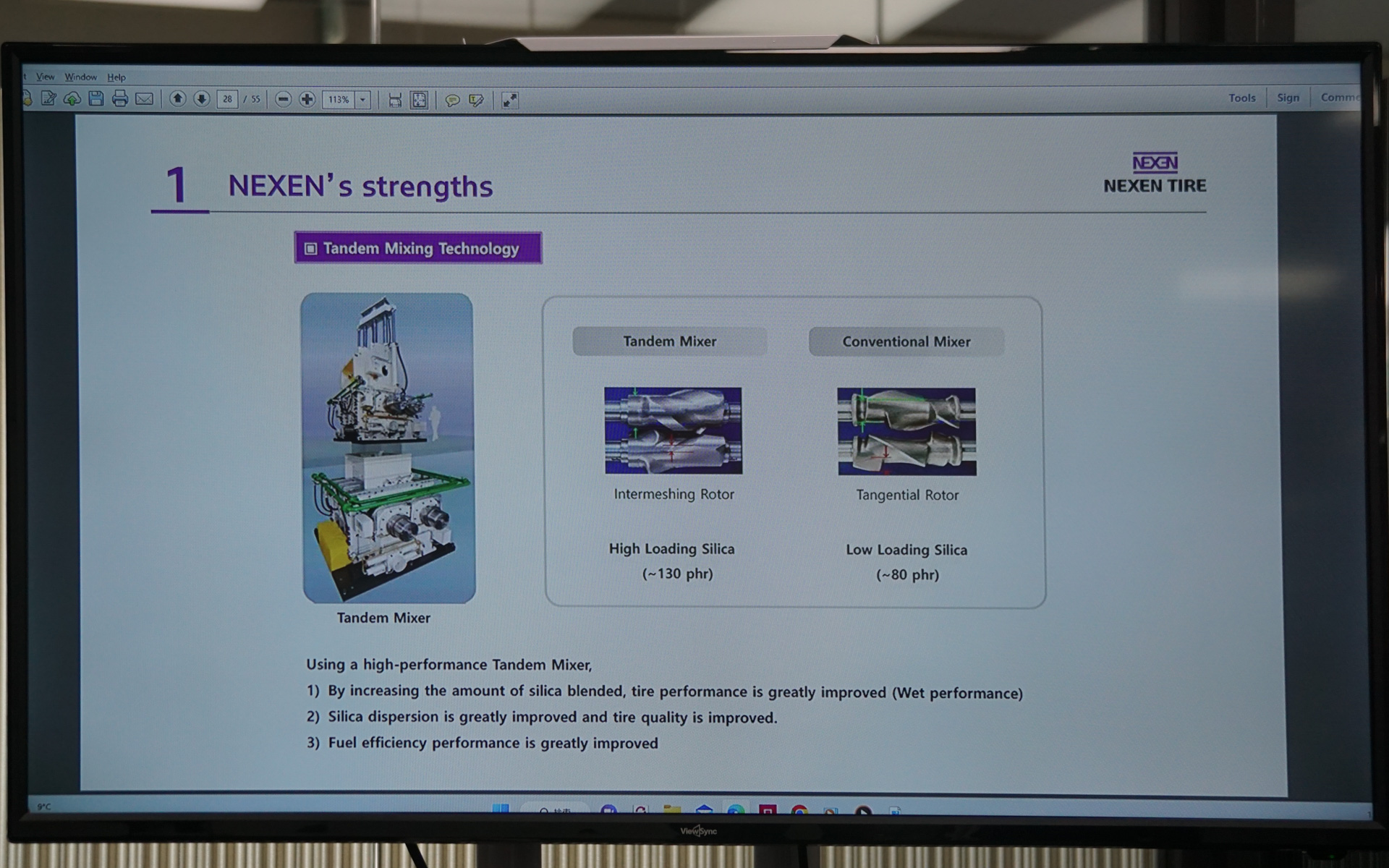 シリカの配合量を示す数字。コンベンショナルなミキサーでは80phrであるところ、タンデムミキサーを使用すると130phrとより多く混ぜ合わせることができるという