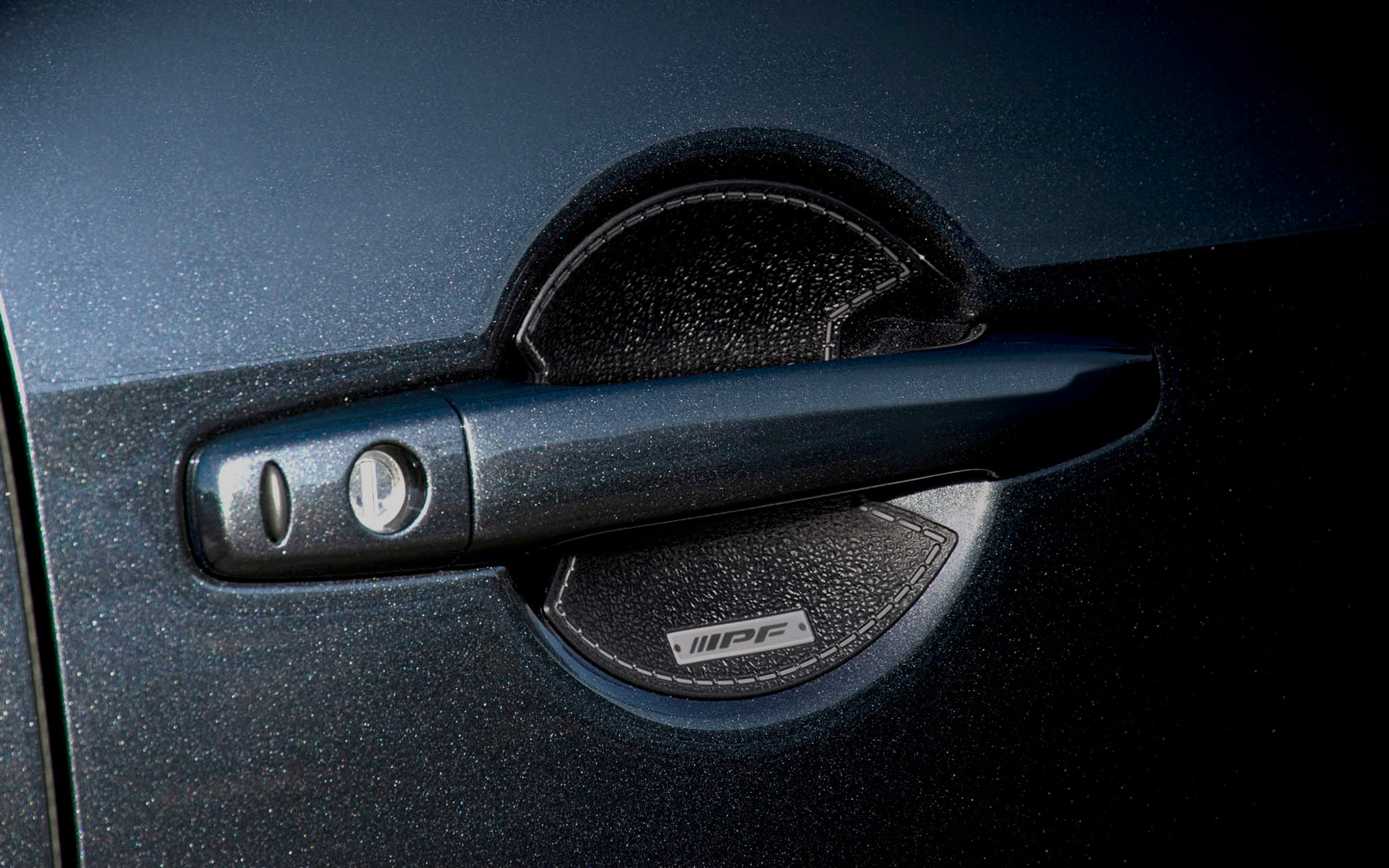 装着イメージ（ブラック）