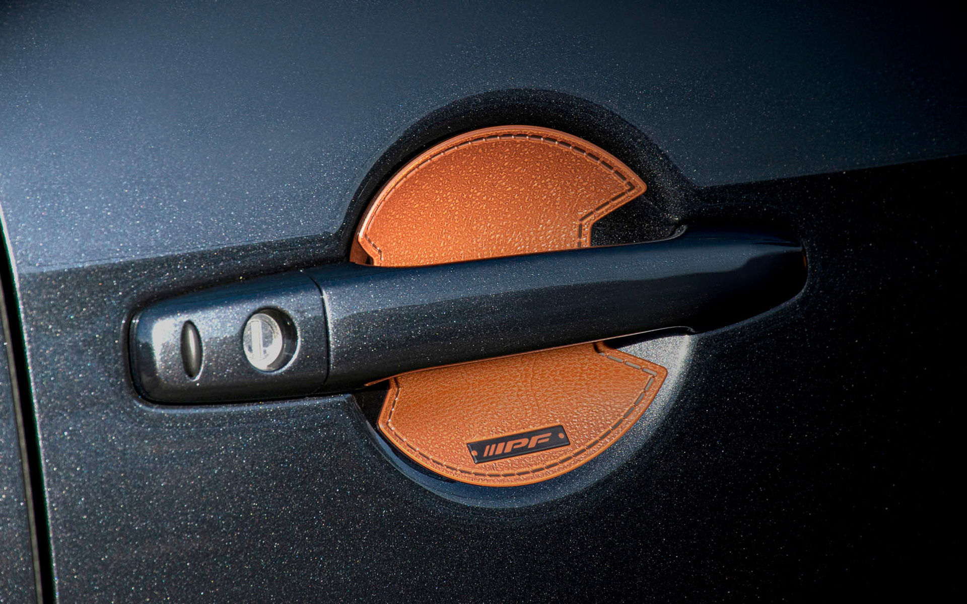 装着イメージ（ブラウン）