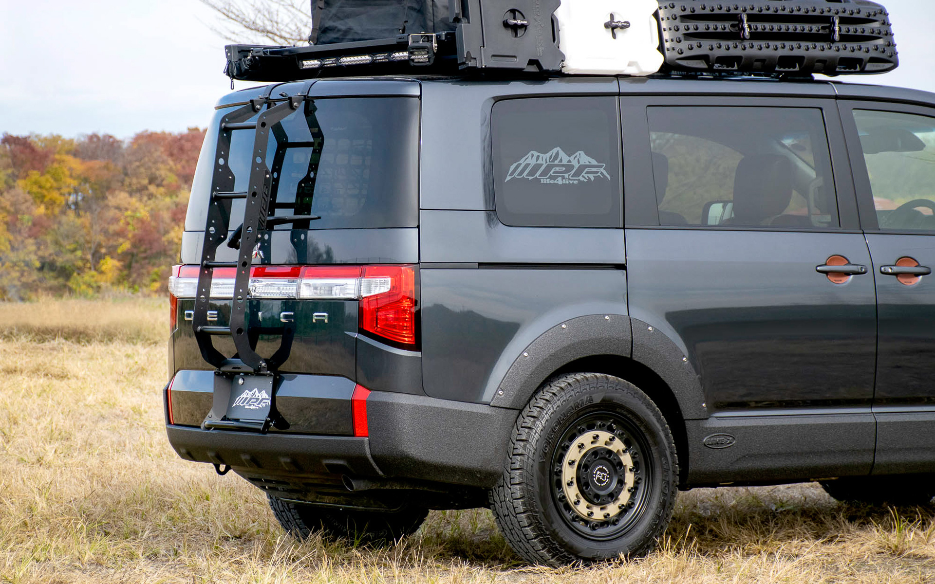 IPFが三菱「デリカD：5」用の新アイテムを発売した