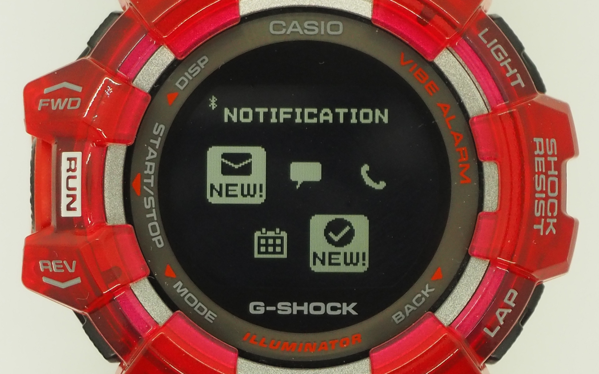 メール、SNS、電話着信、スケジュールなどの通知を受けられる