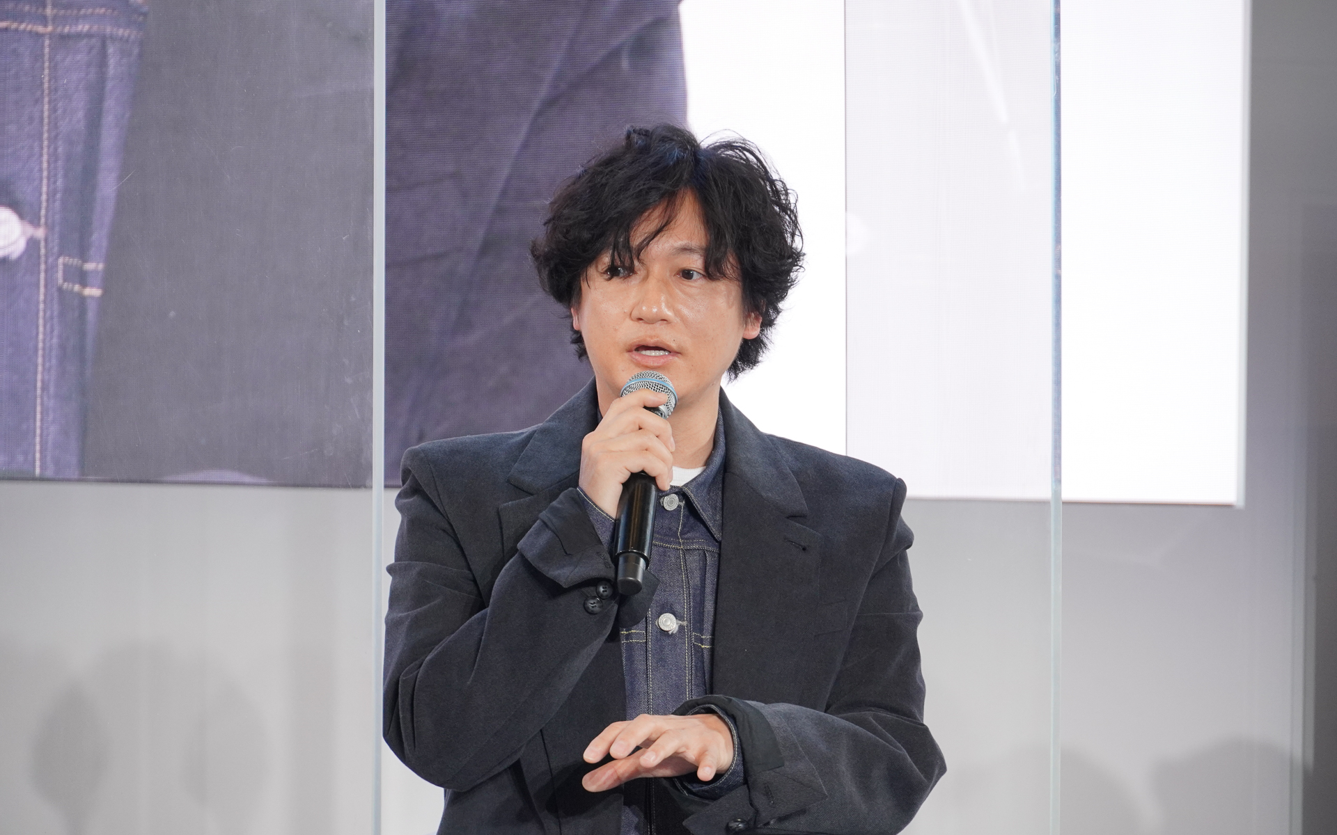 俳優の井浦新さん