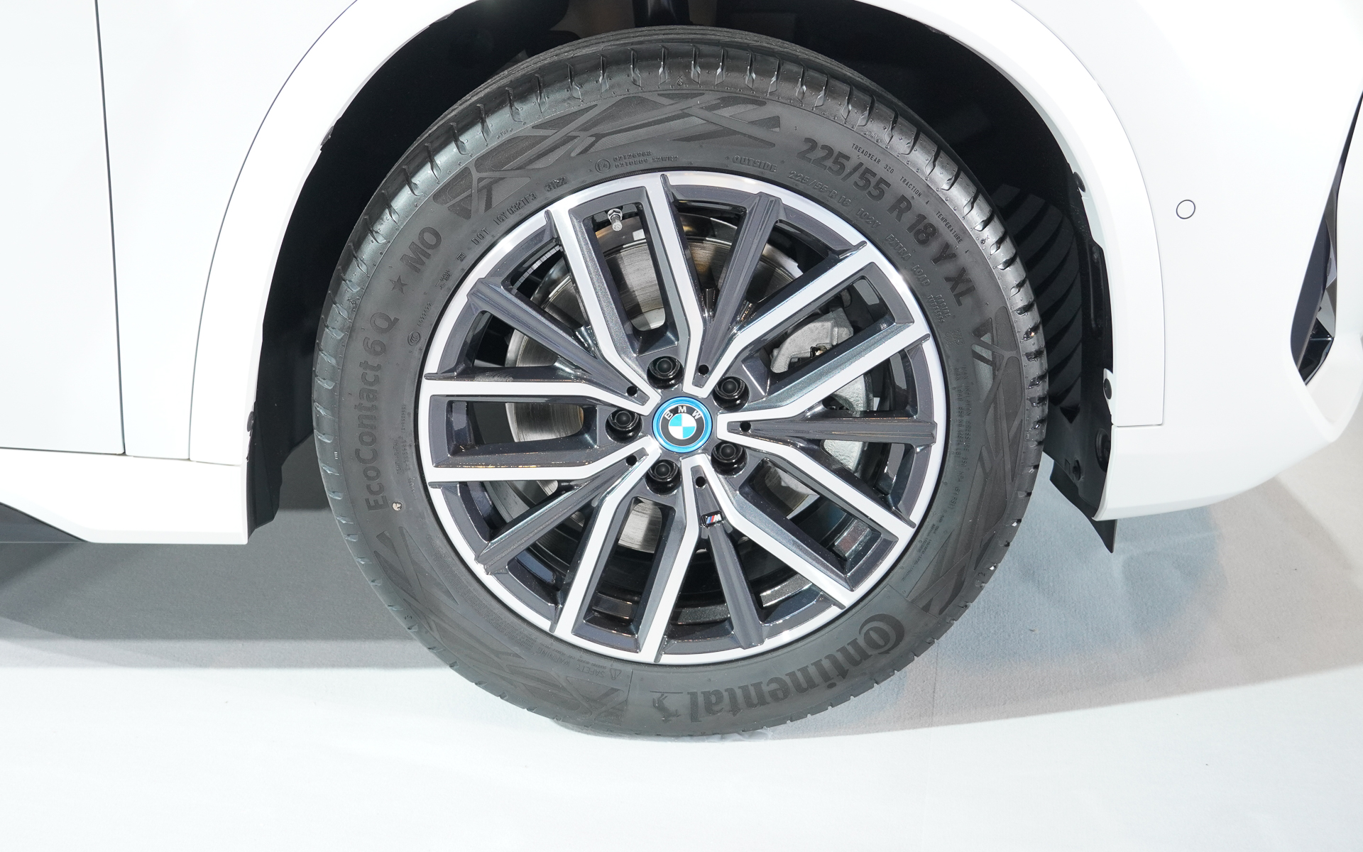 18インチホイールとタイヤ