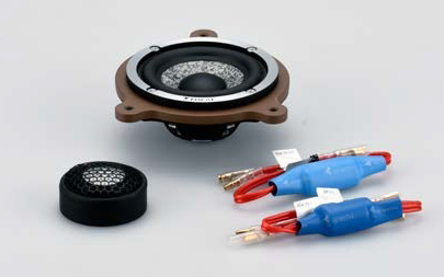 FOCAL「PLUG＆PLAY elite Èdition Limitèe」（プラグ＆プレイ エリート エディシオン リミテ）BMW専用2ウェイセンターセット（型番：BMF30UJTCL）
