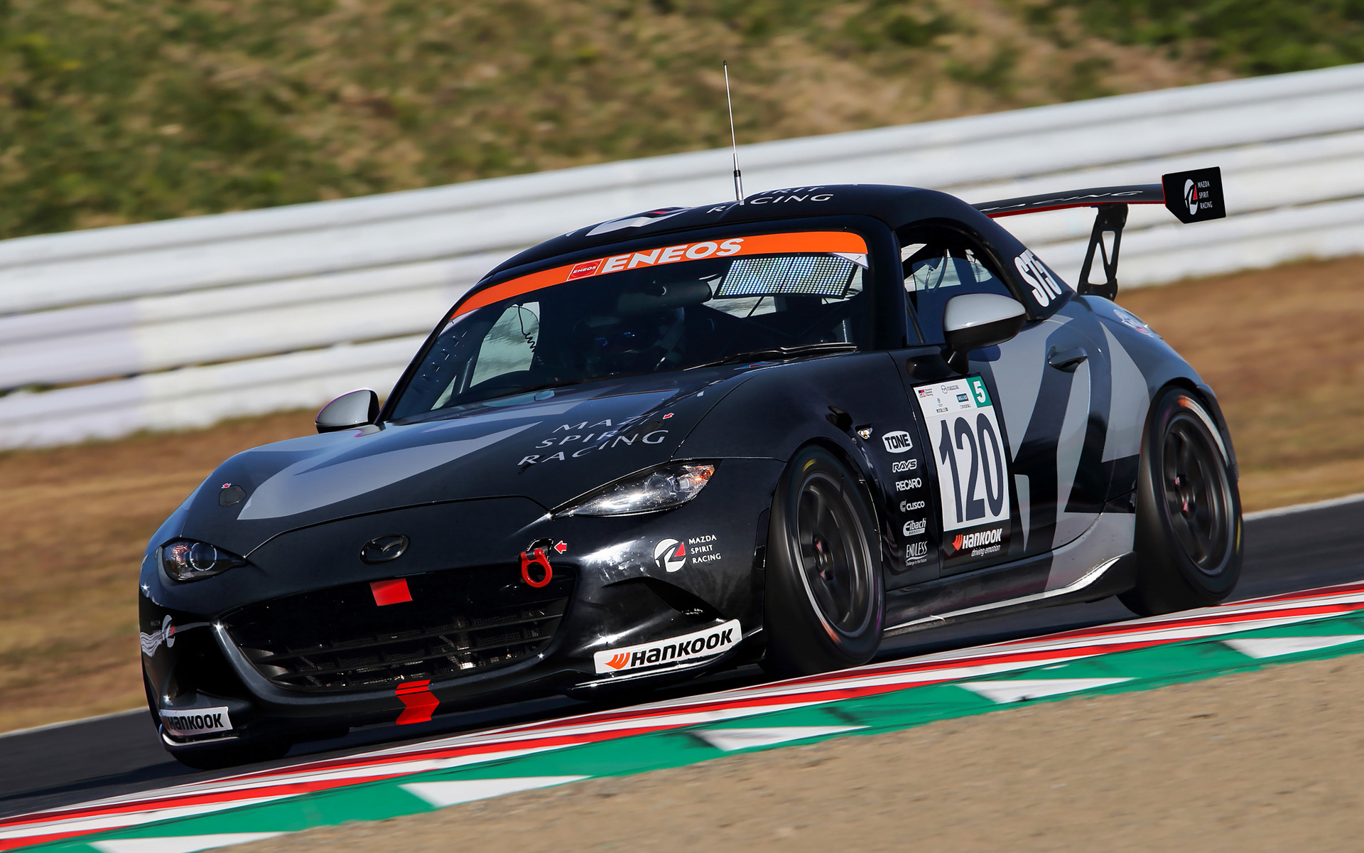 倶楽部MAZDA SPIRIT RACING ROADSTER（120号車）