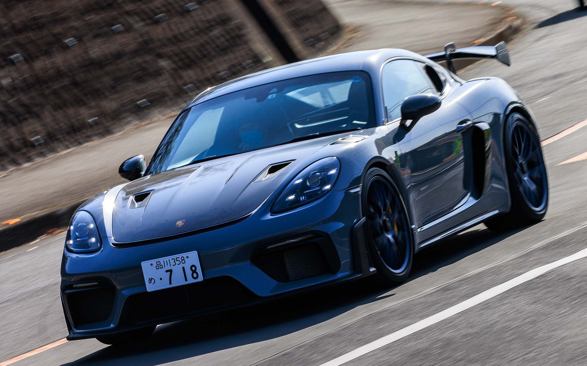 718 ケイマン GT4 RS