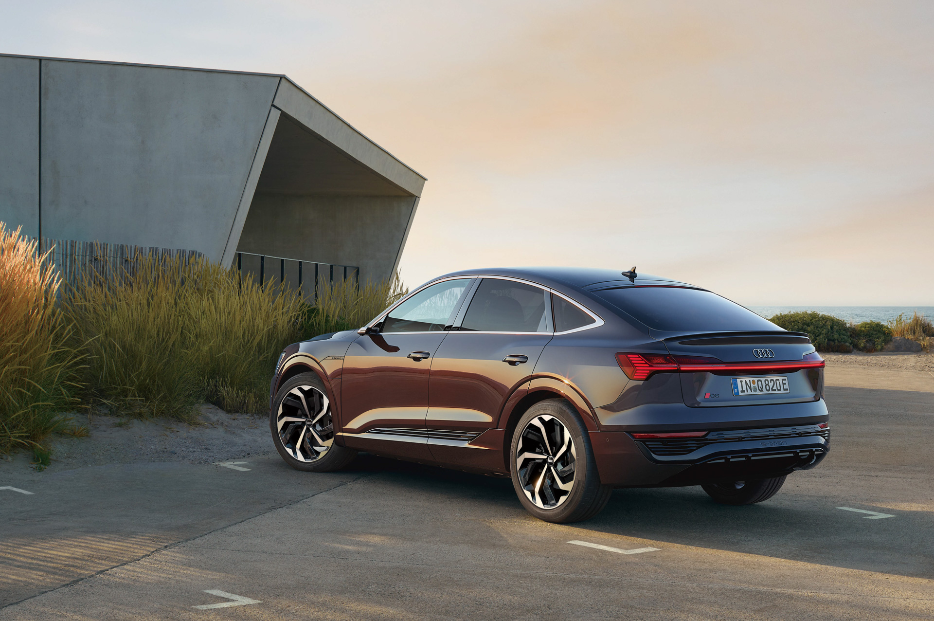 Q8 Sportback e-tron
